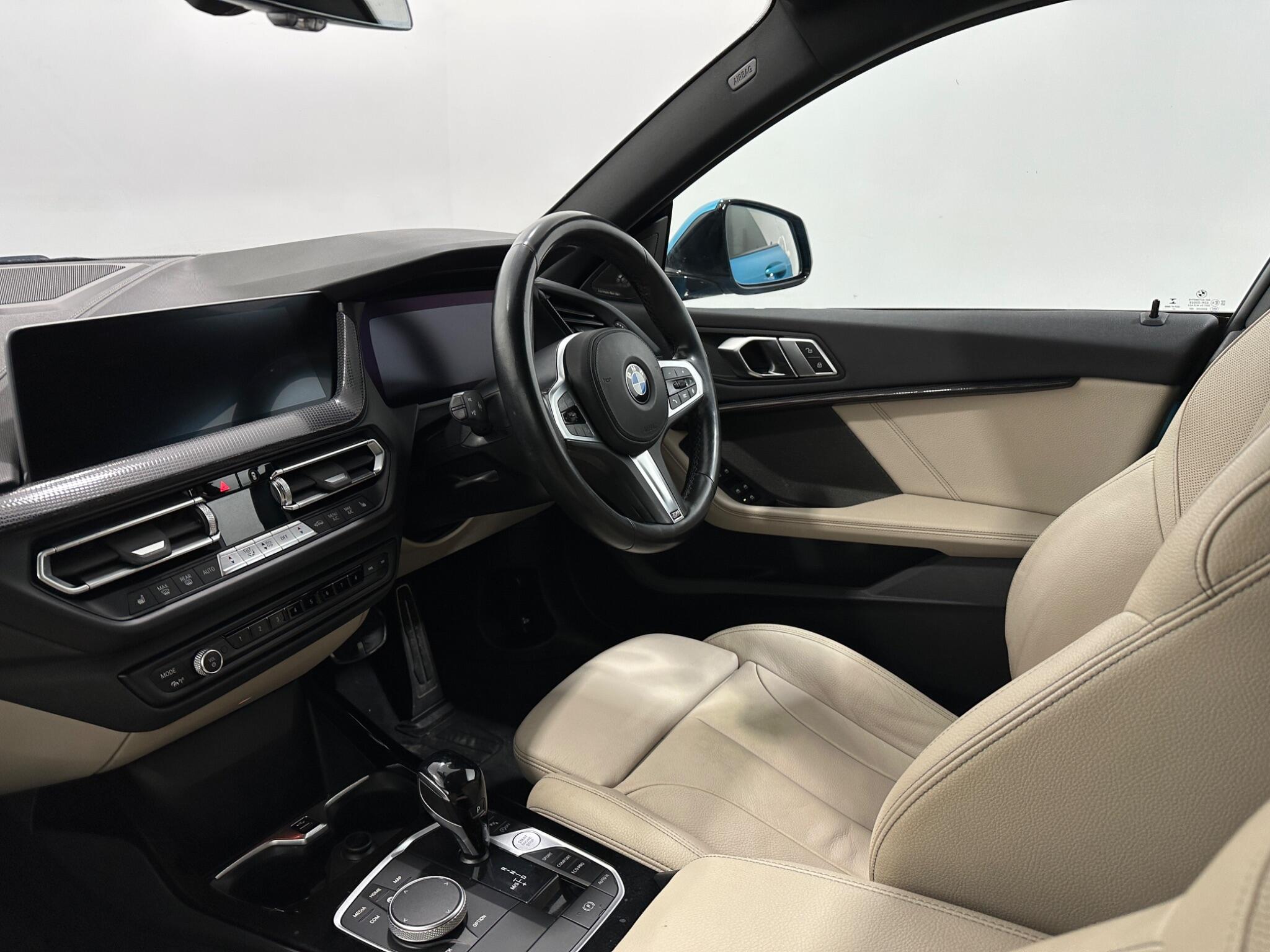 BMW 2 Series view 32