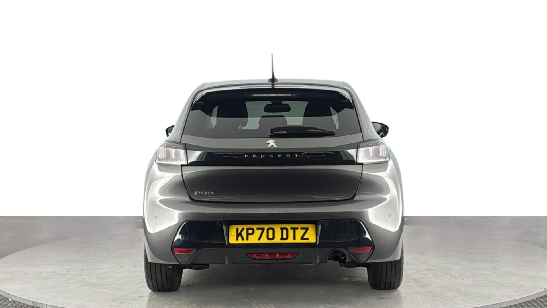 Peugeot 208 view 5