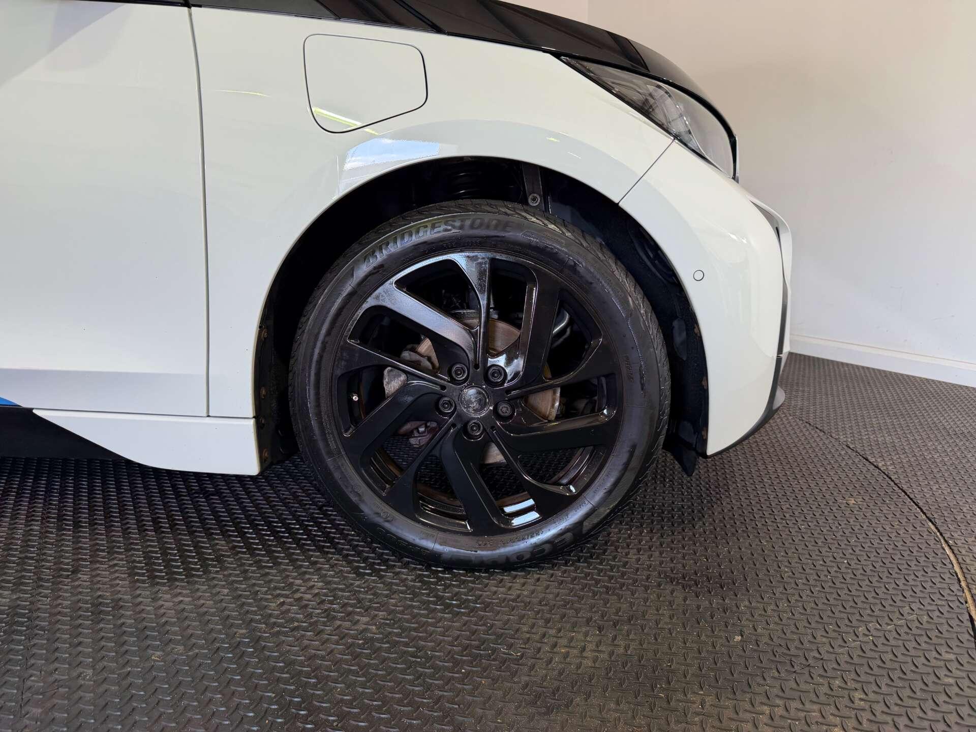BMW i3 view 69