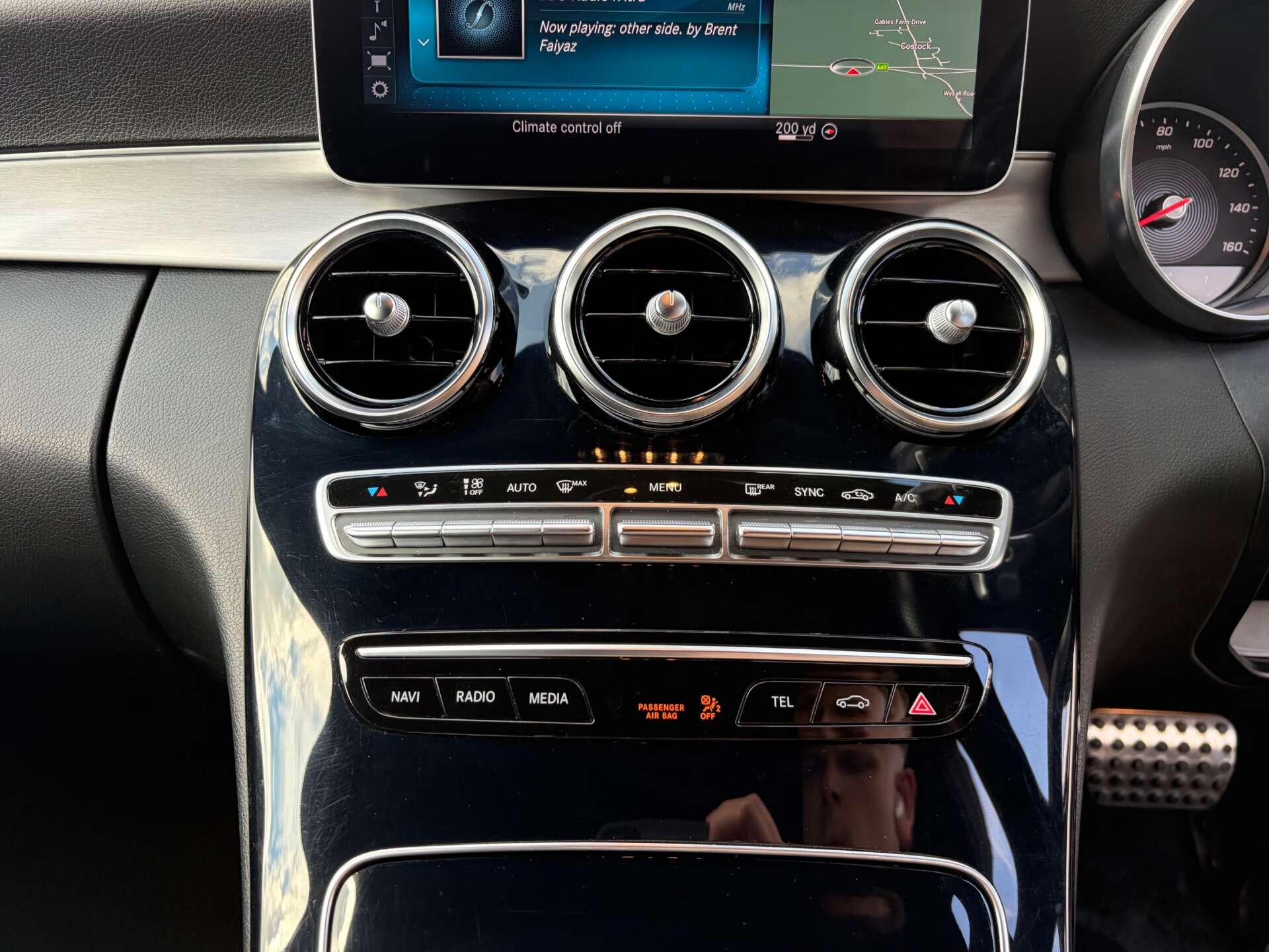 Mercedes-Benz C Class view 52