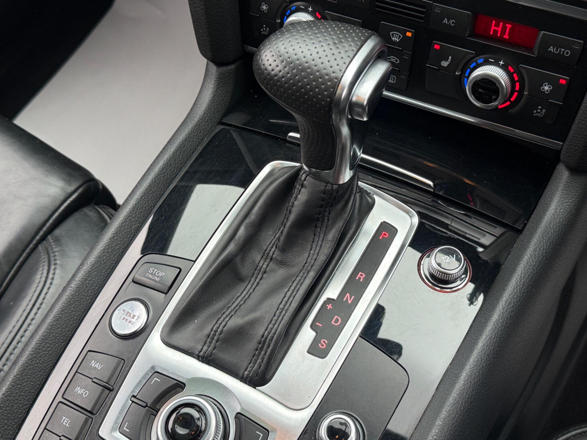 Audi Q7 - Image 70