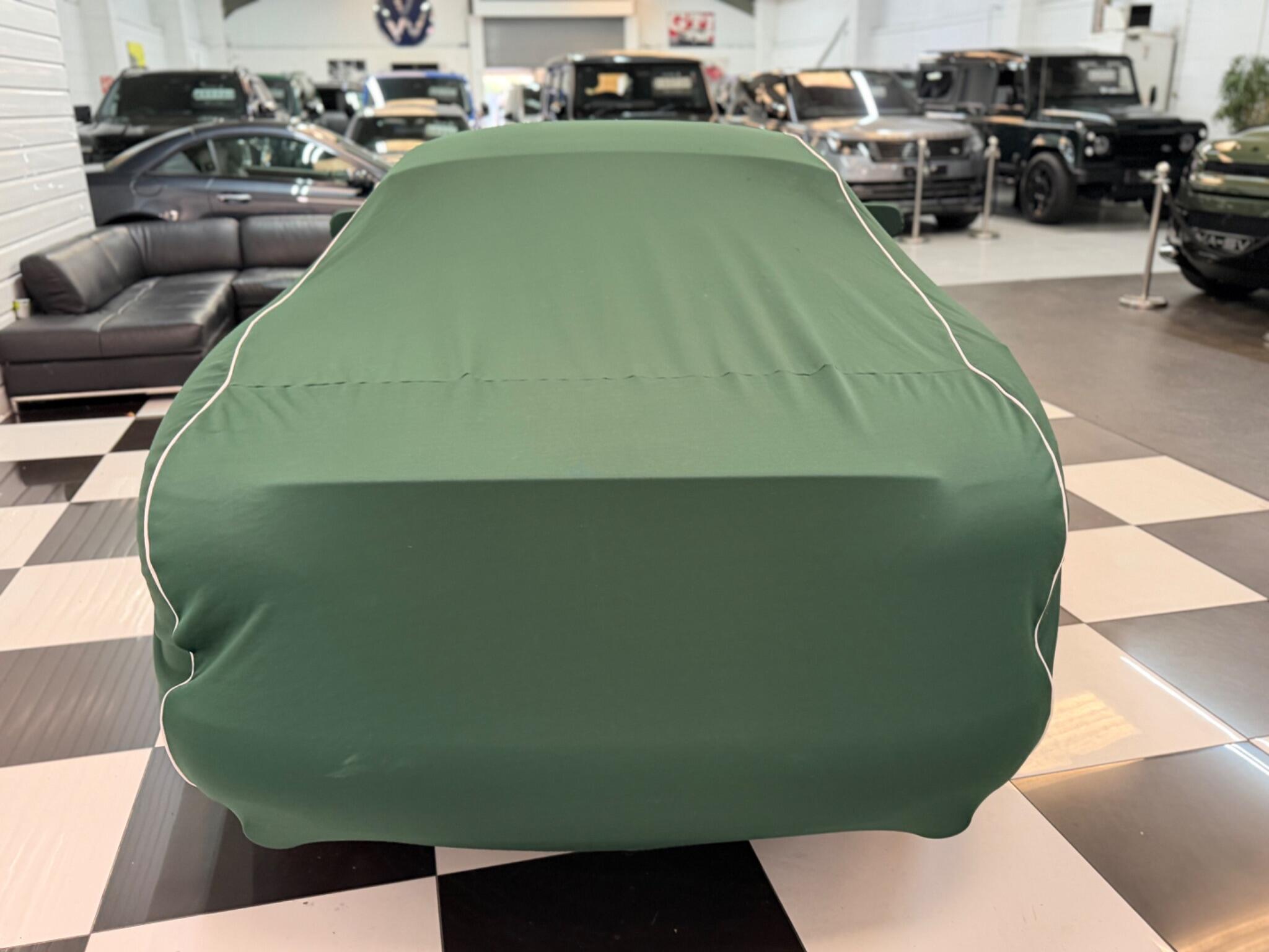 Jaguar XK8 view 42