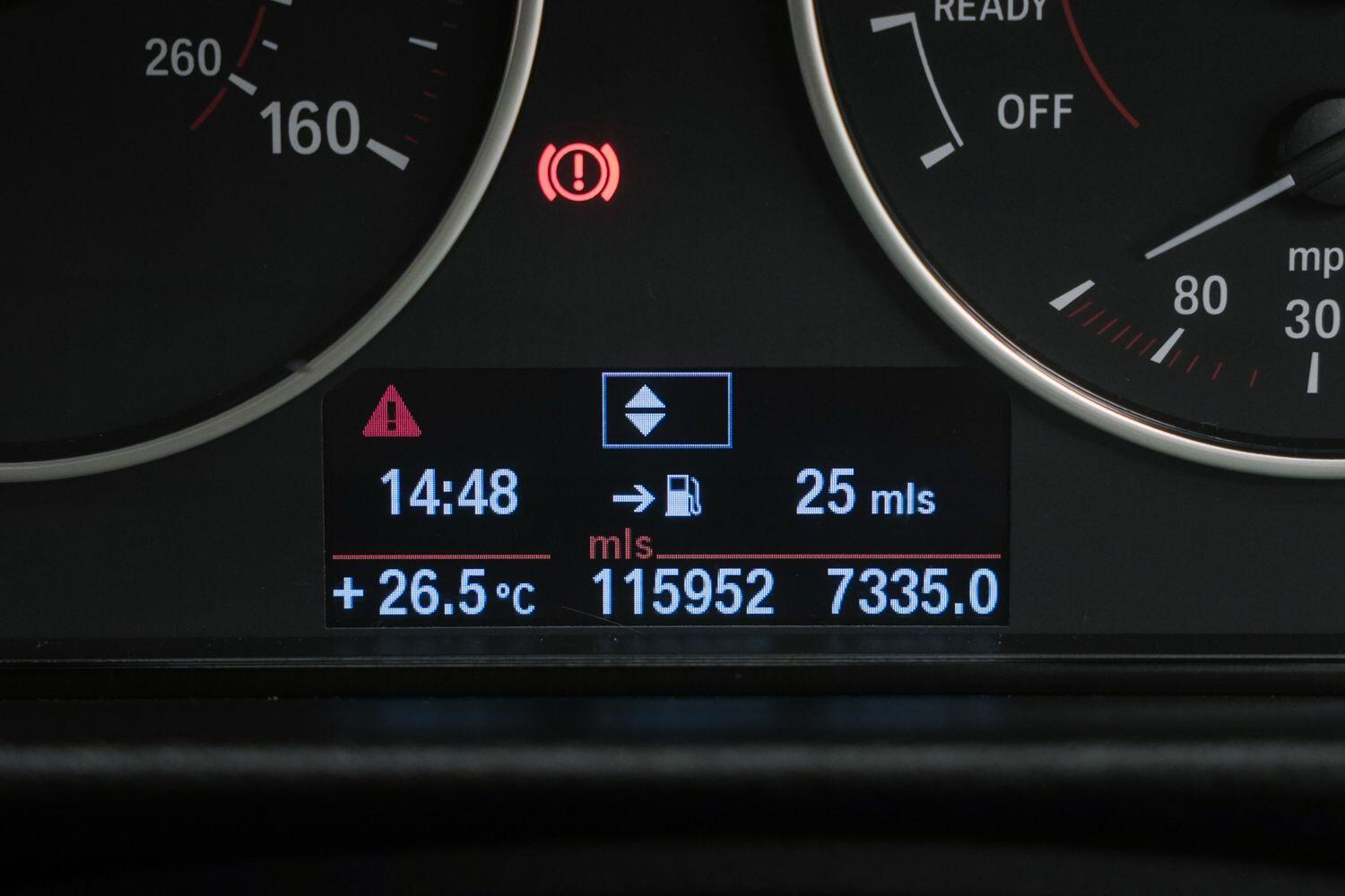 BMW 3 Series view 27