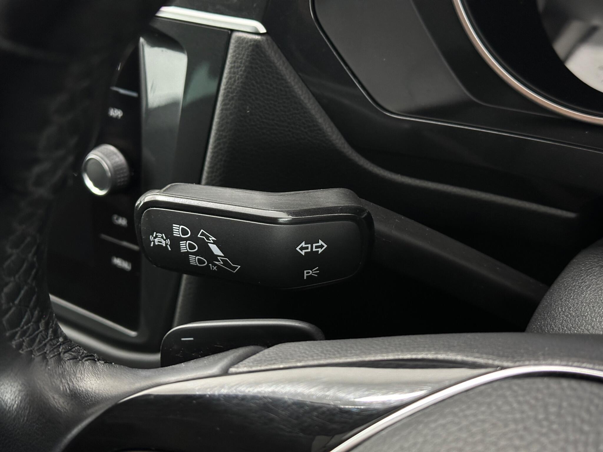 Volkswagen Tiguan view 14