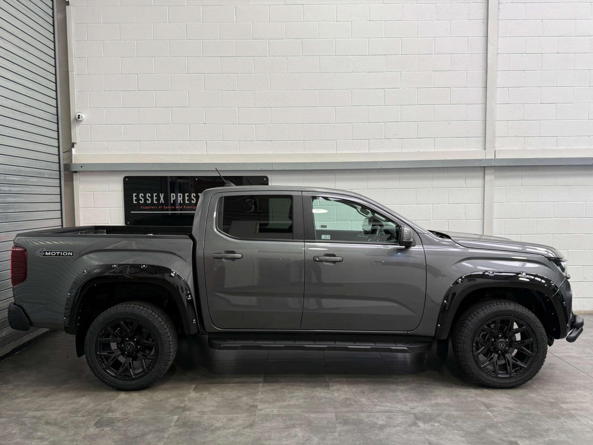 Volkswagen Amarok view 4