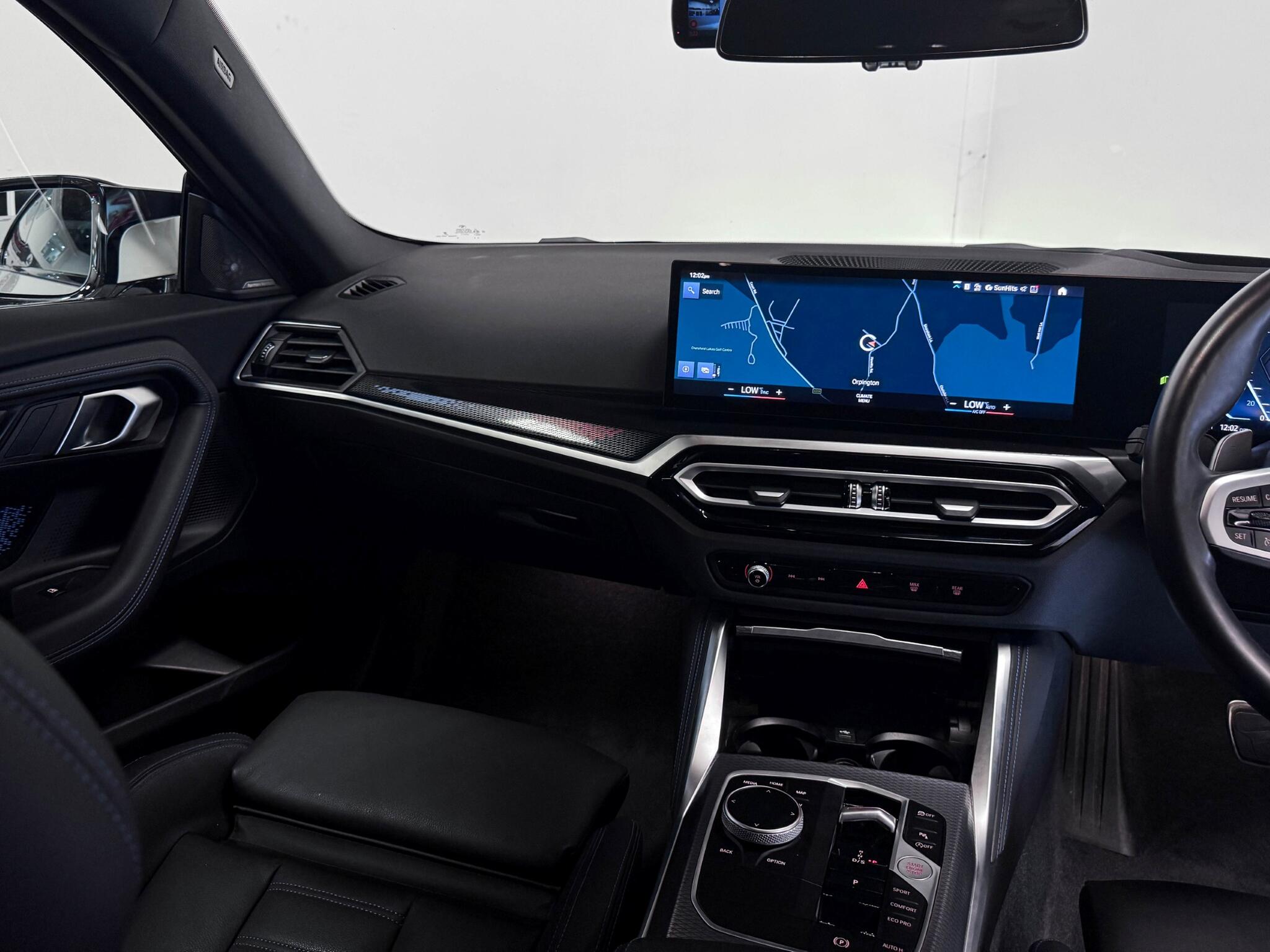 BMW 2 Series view 18