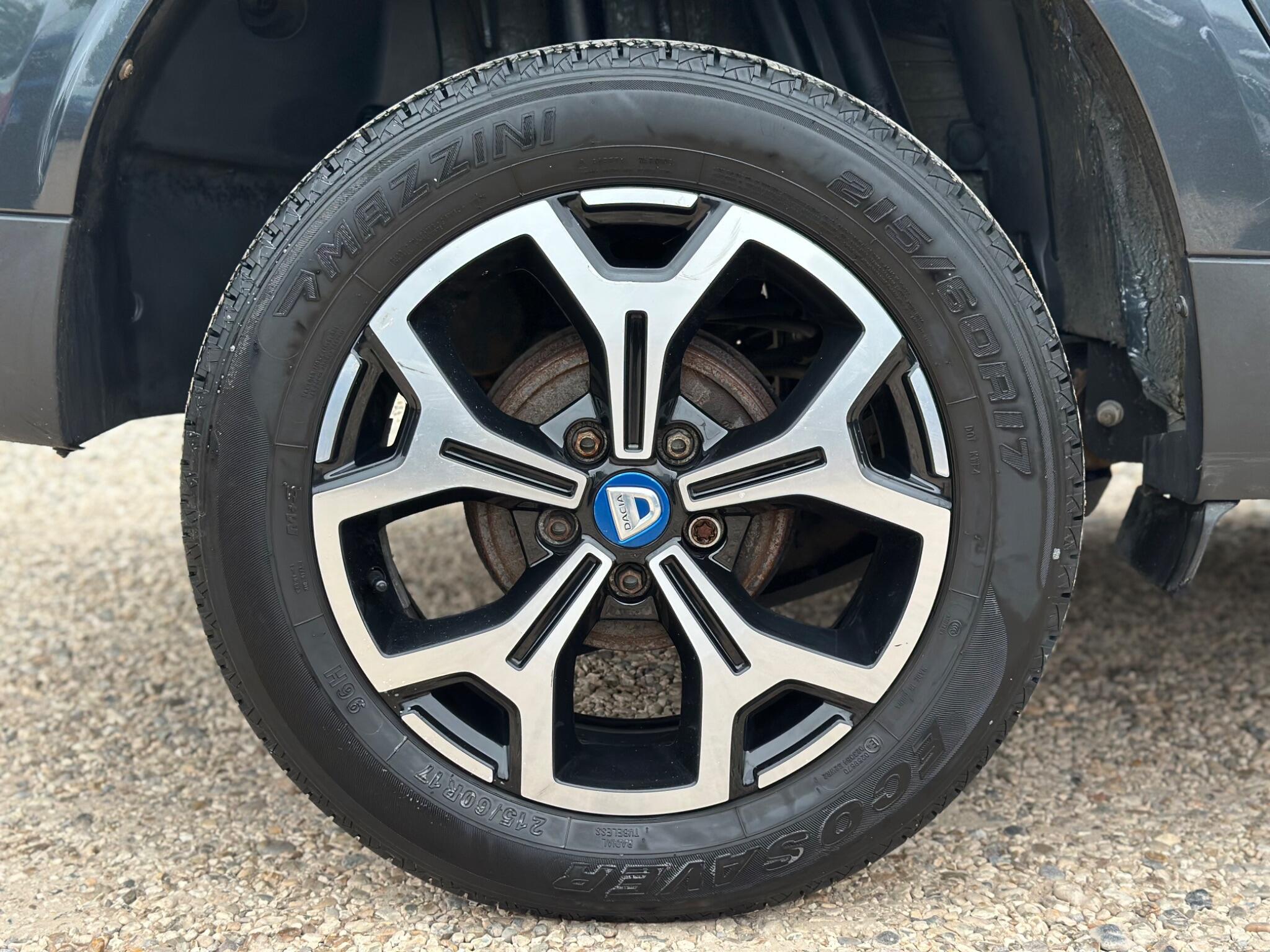 Dacia Duster view 62
