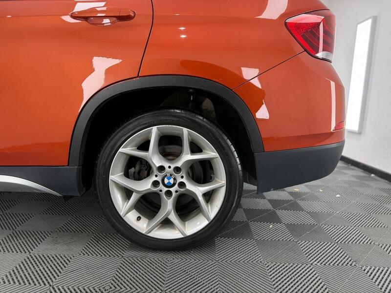 2013 BMW X1 image 10