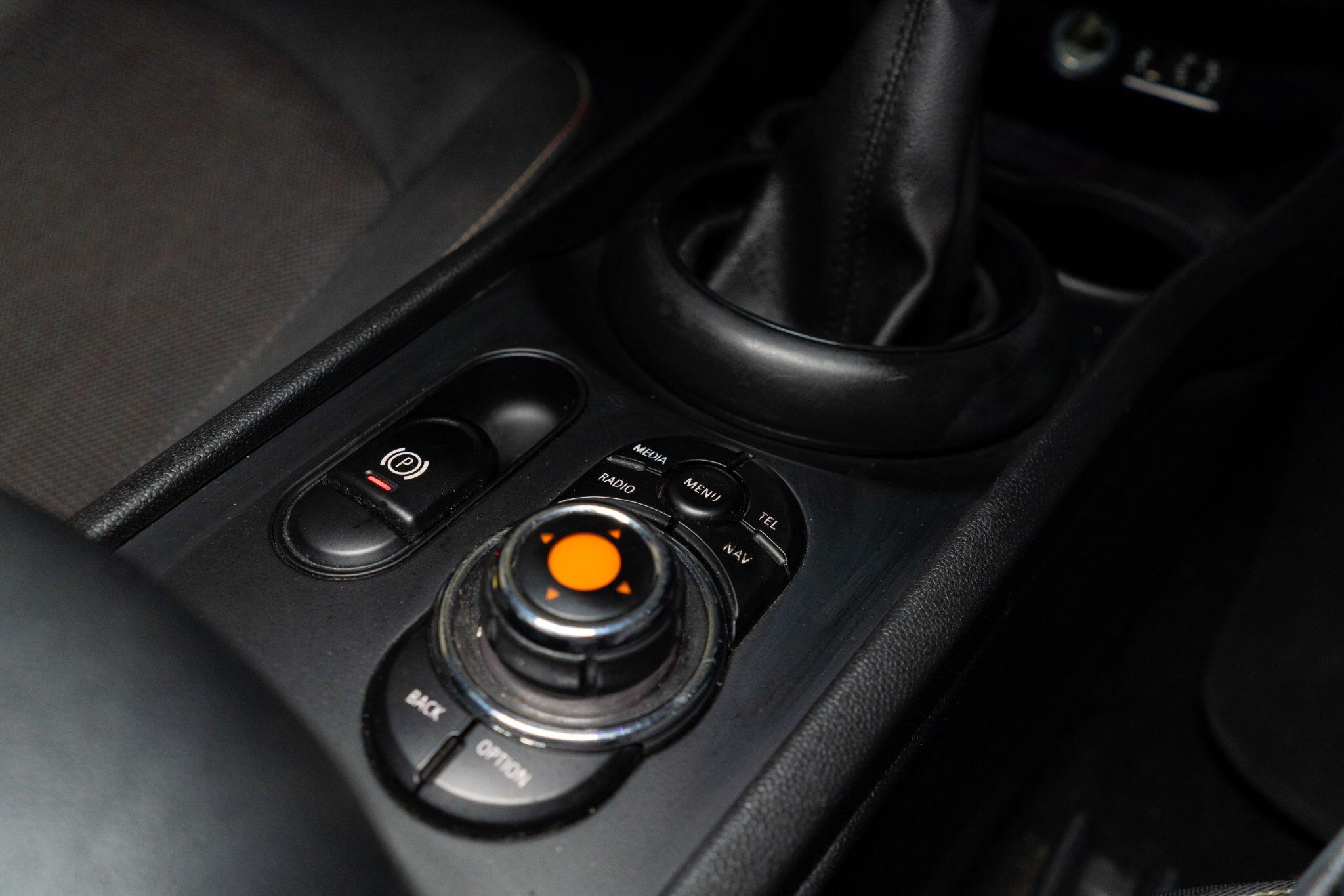 Mini Clubman view 17