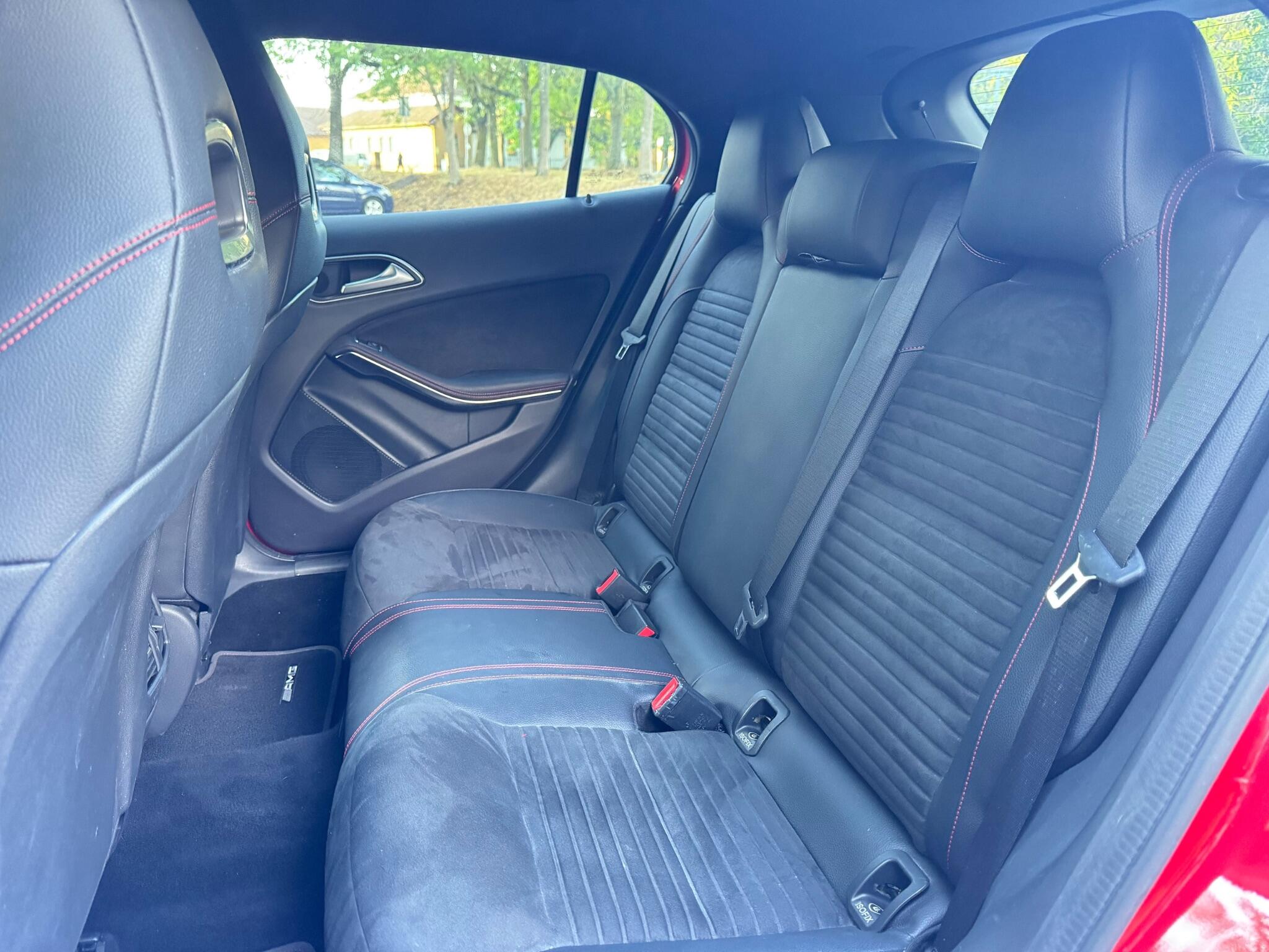 Mercedes-Benz Gla view 18
