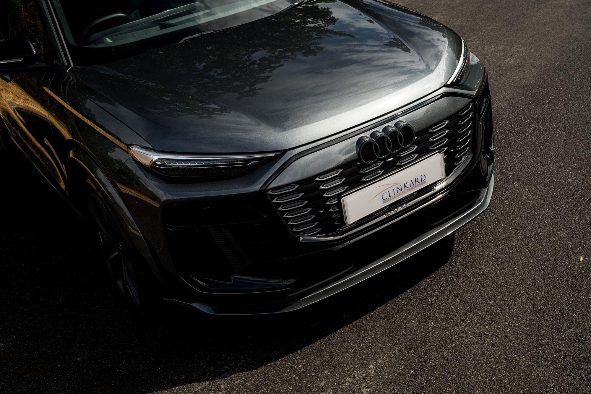 Audi SQ6 E-Tron view 12