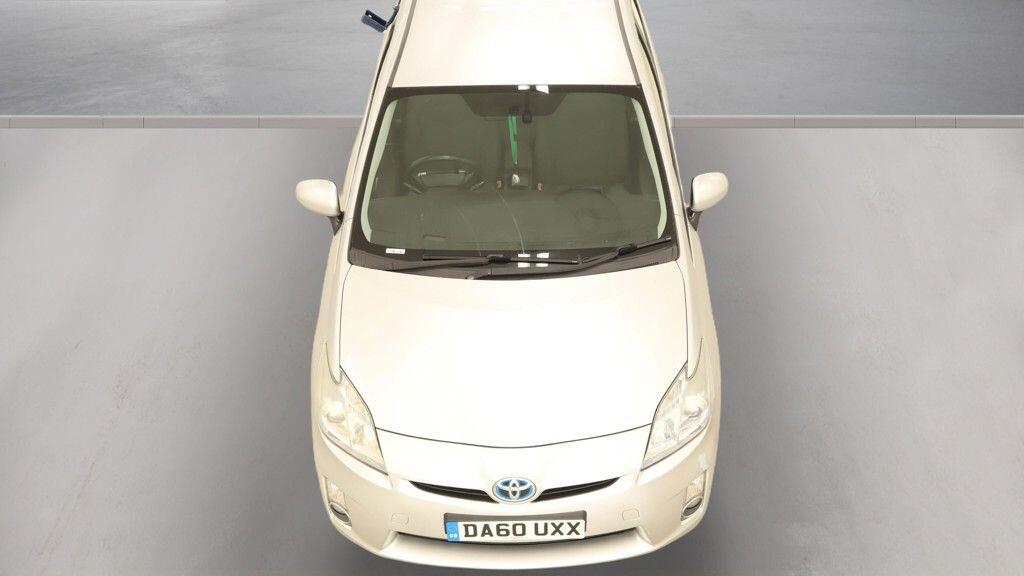Toyota Prius view 7
