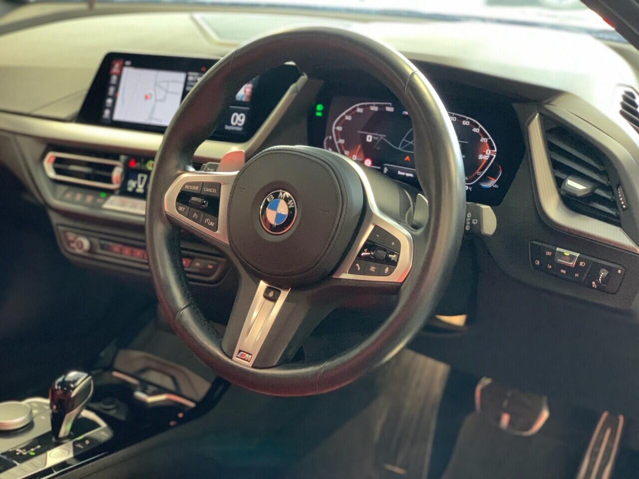 BMW 1 Series view 43