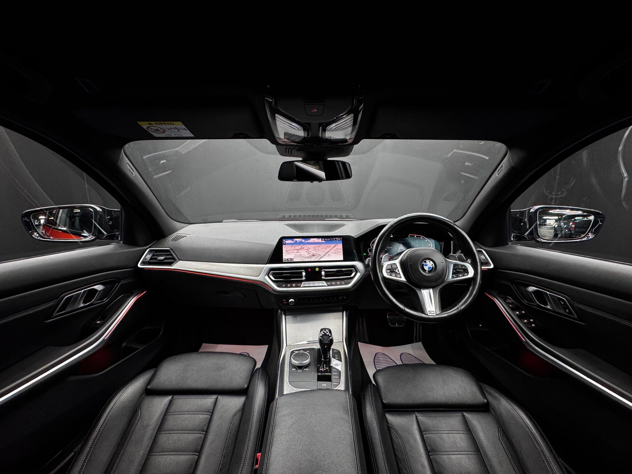 BMW 3 Series view 17