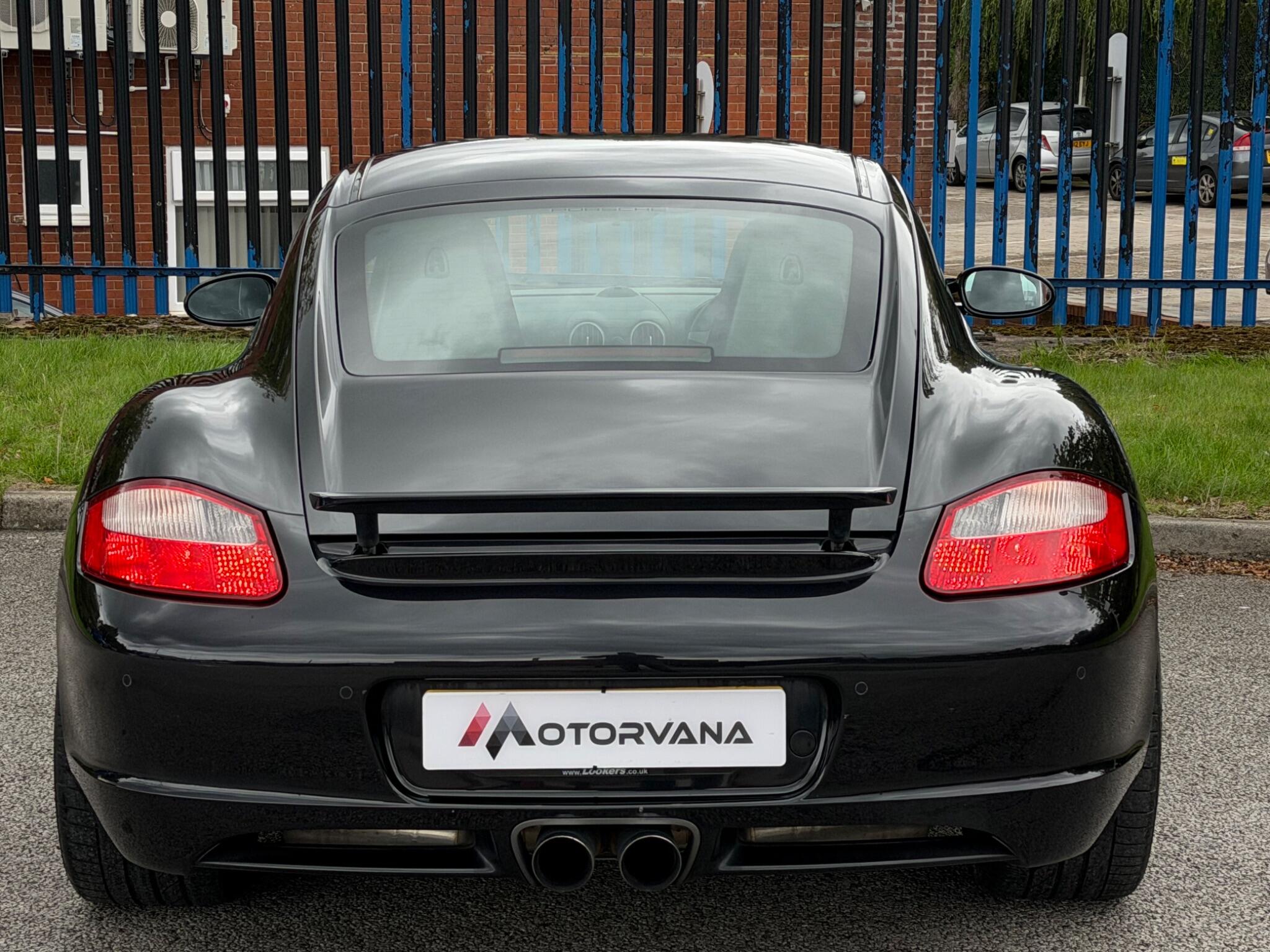 Porsche Cayman view 7