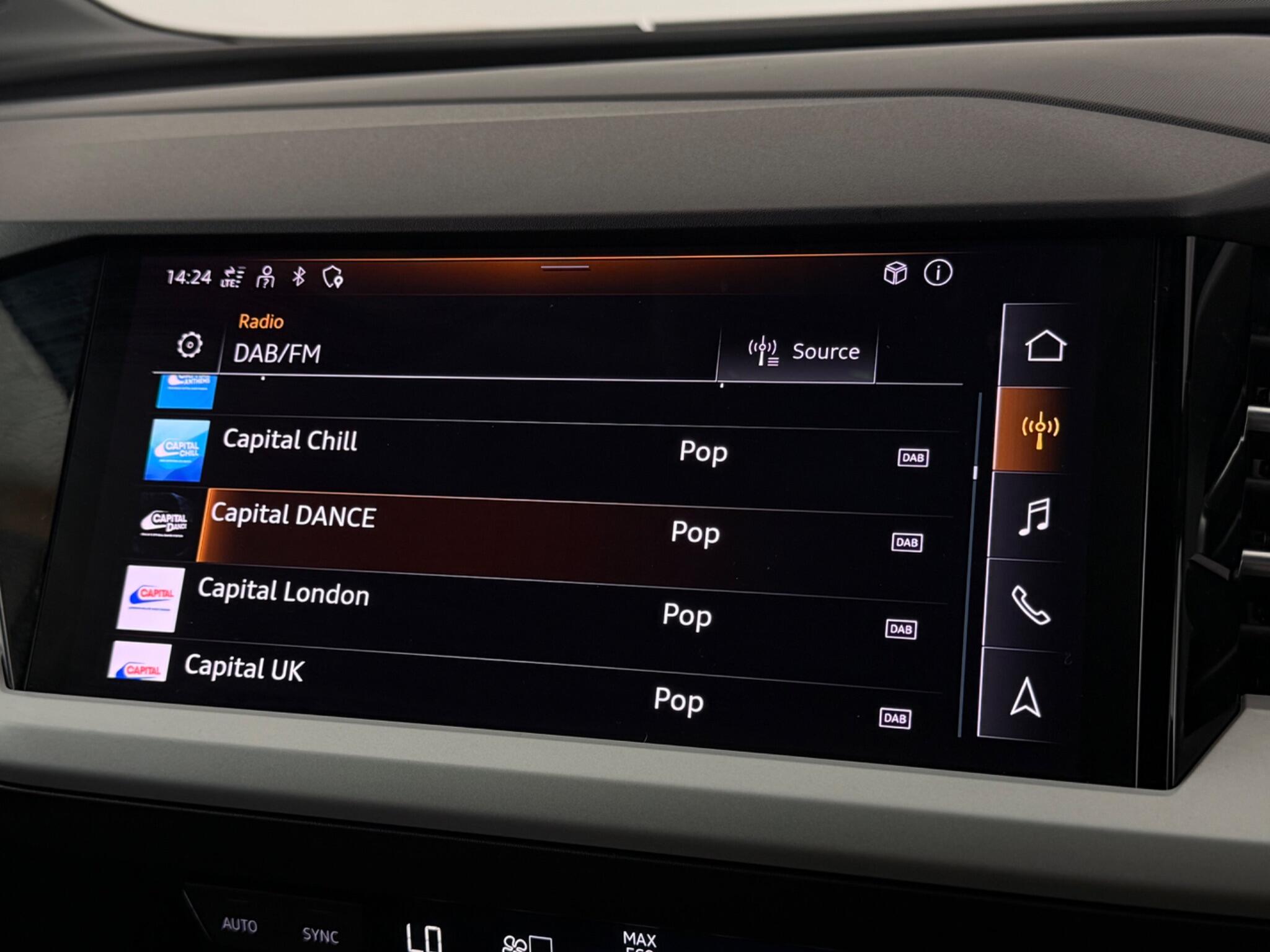 Audi Q4 E-Tron view 20