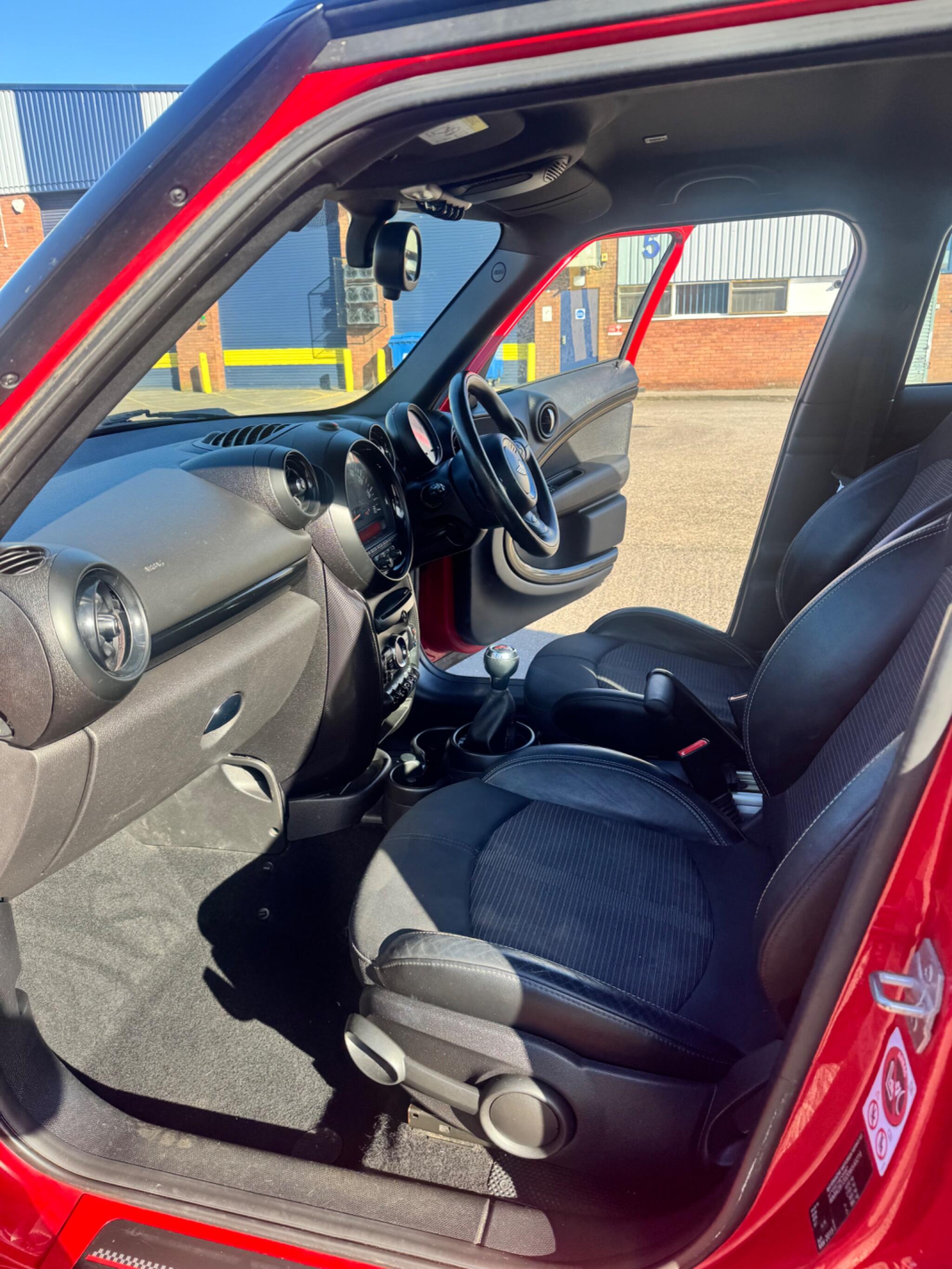 Mini Countryman view 39