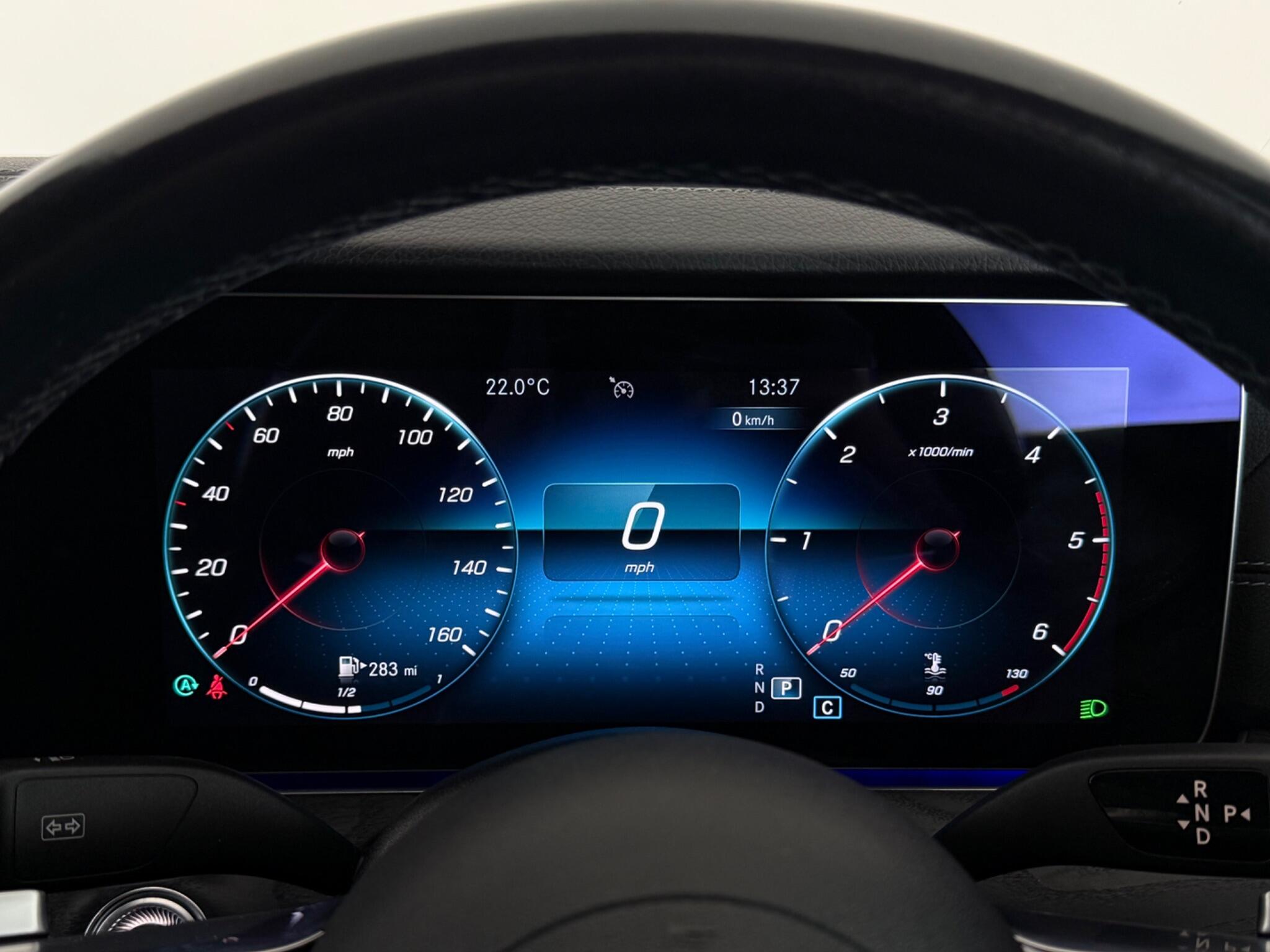 Mercedes-Benz E-Class view 15