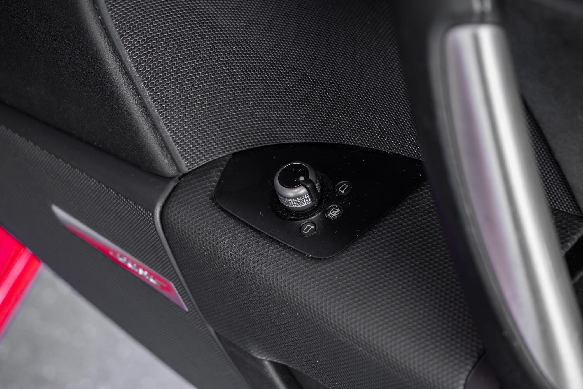 Audi TT view 31