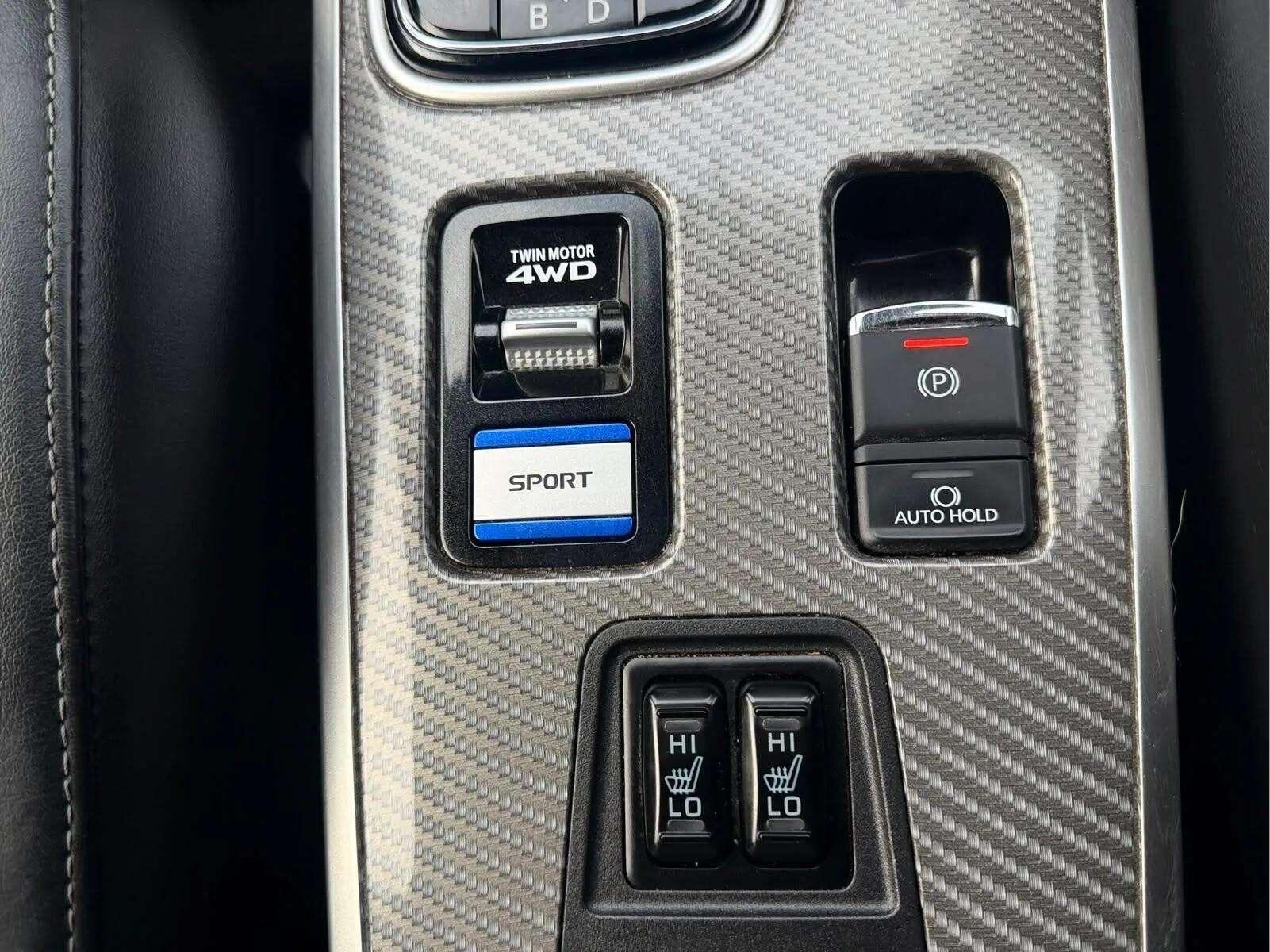 Mitsubishi Outlander view 40
