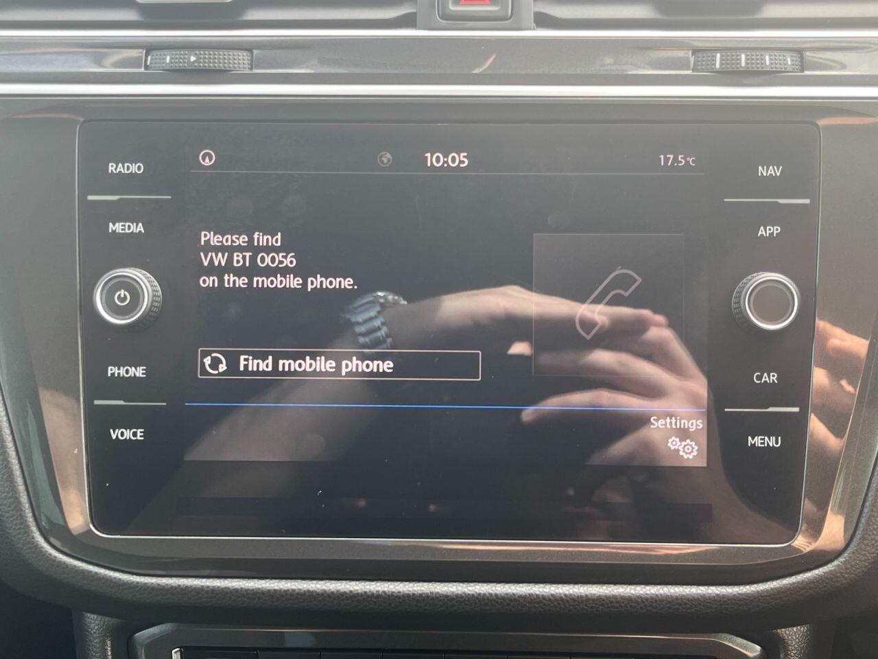 Volkswagen Tiguan view 25