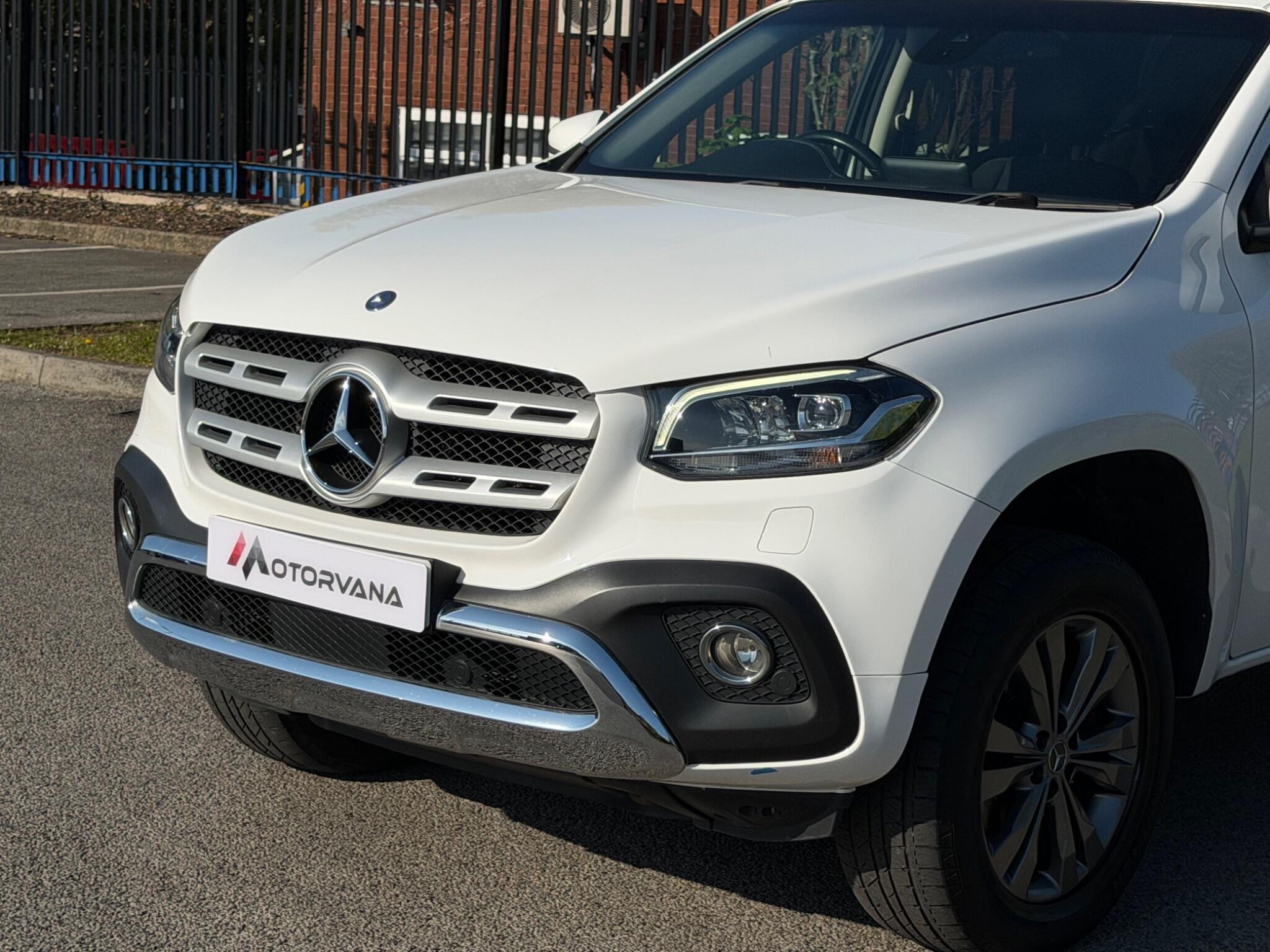 Mercedes-Benz X-Class view 9