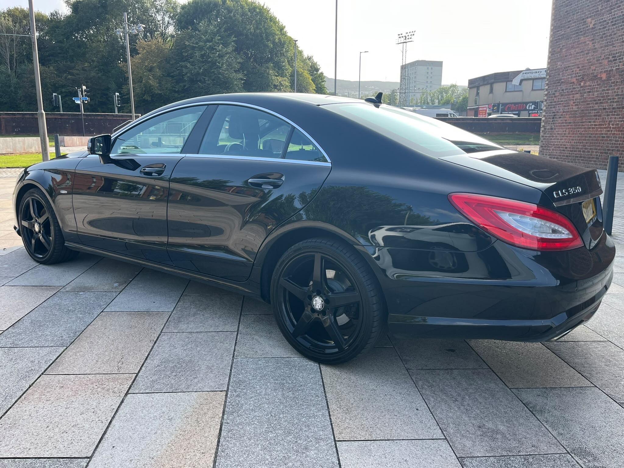Mercedes-Benz CLS view 10