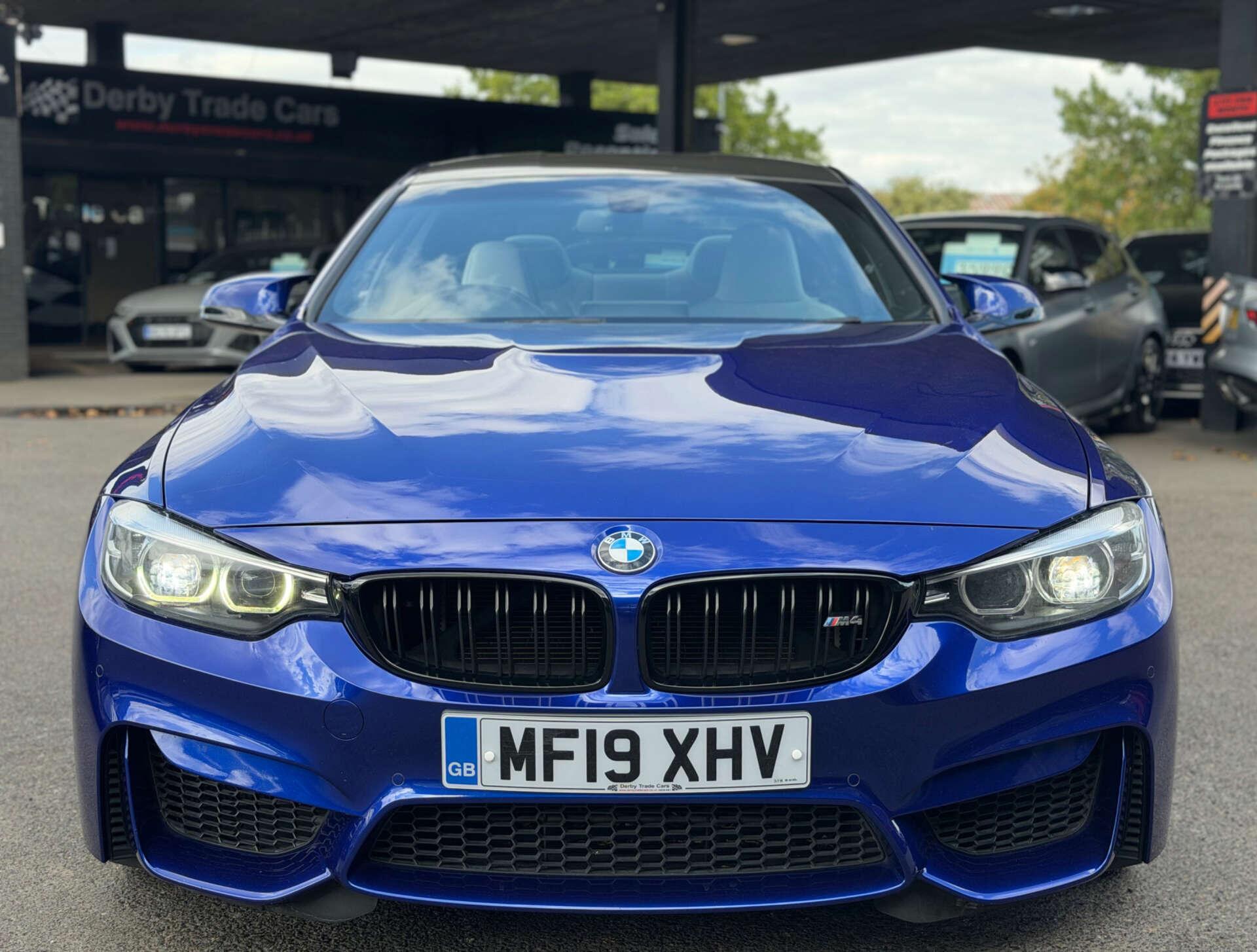 BMW M4 view 5