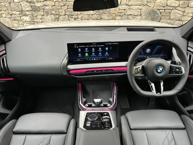 BMW X3 view 4