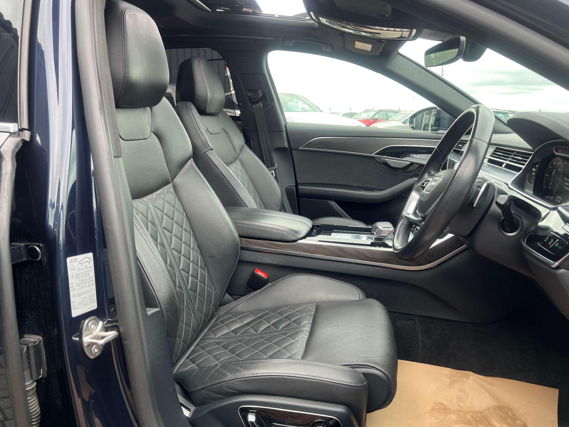 Audi A8 view 18