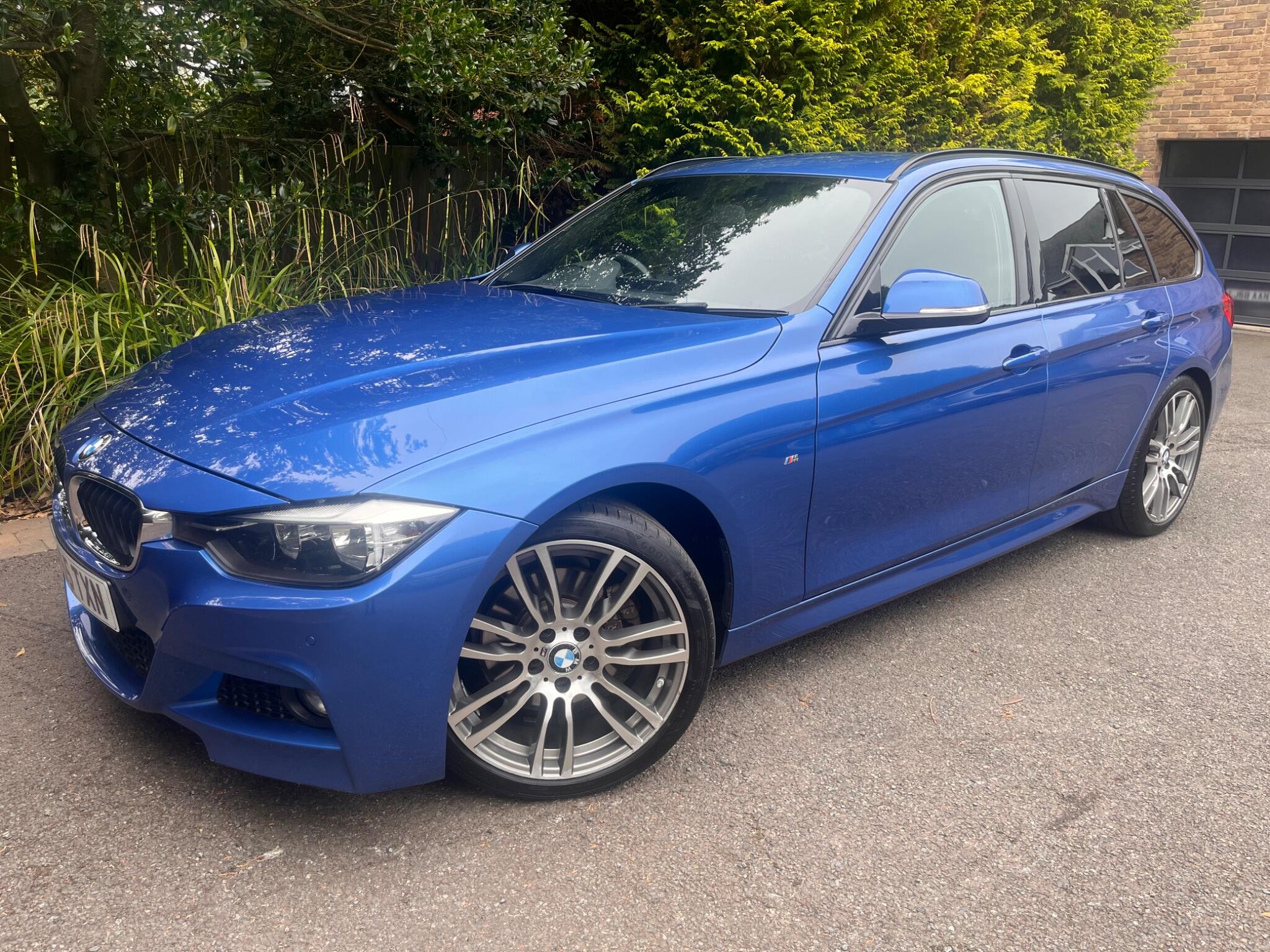 BMW 3 Series view 3