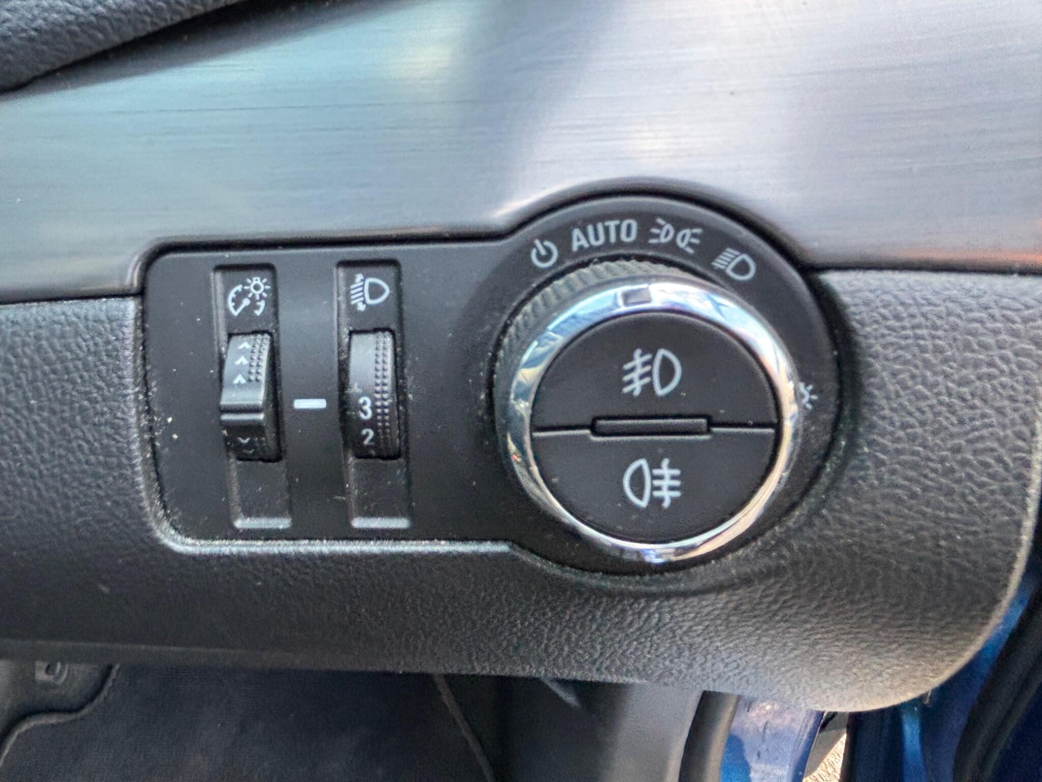 Vauxhall Mokka view 42