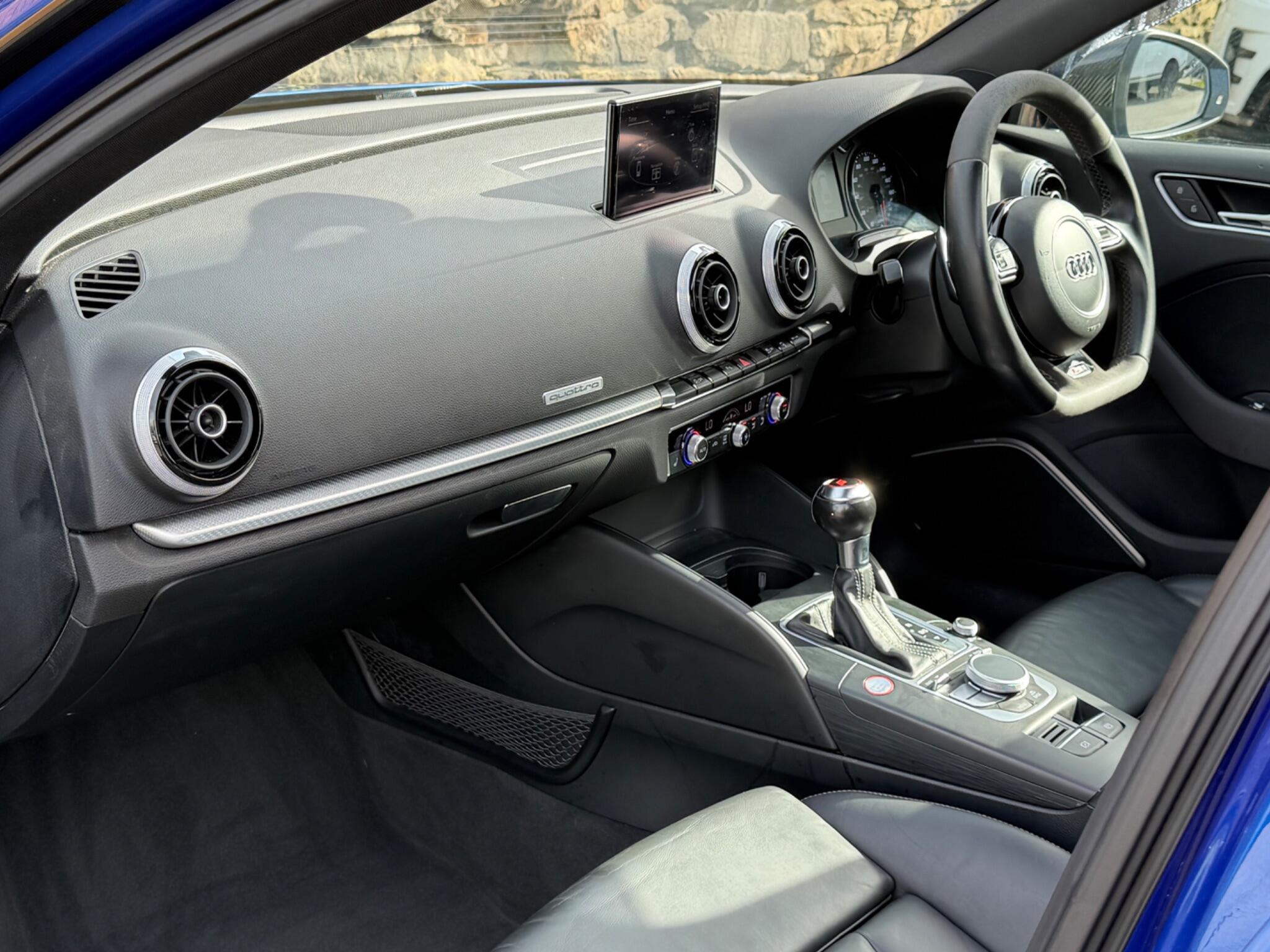 Audi RS3 view 12