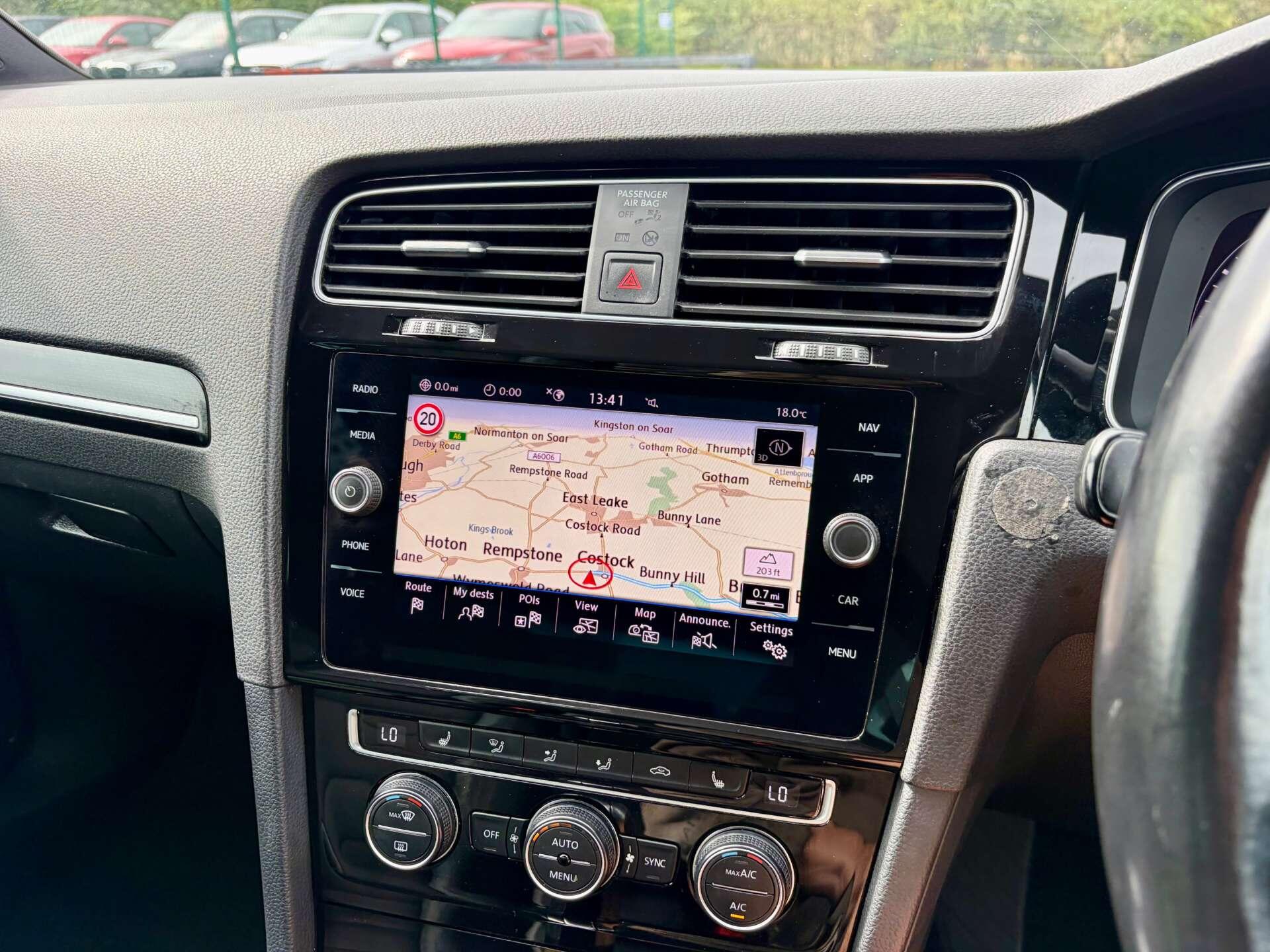 Volkswagen Golf view 56