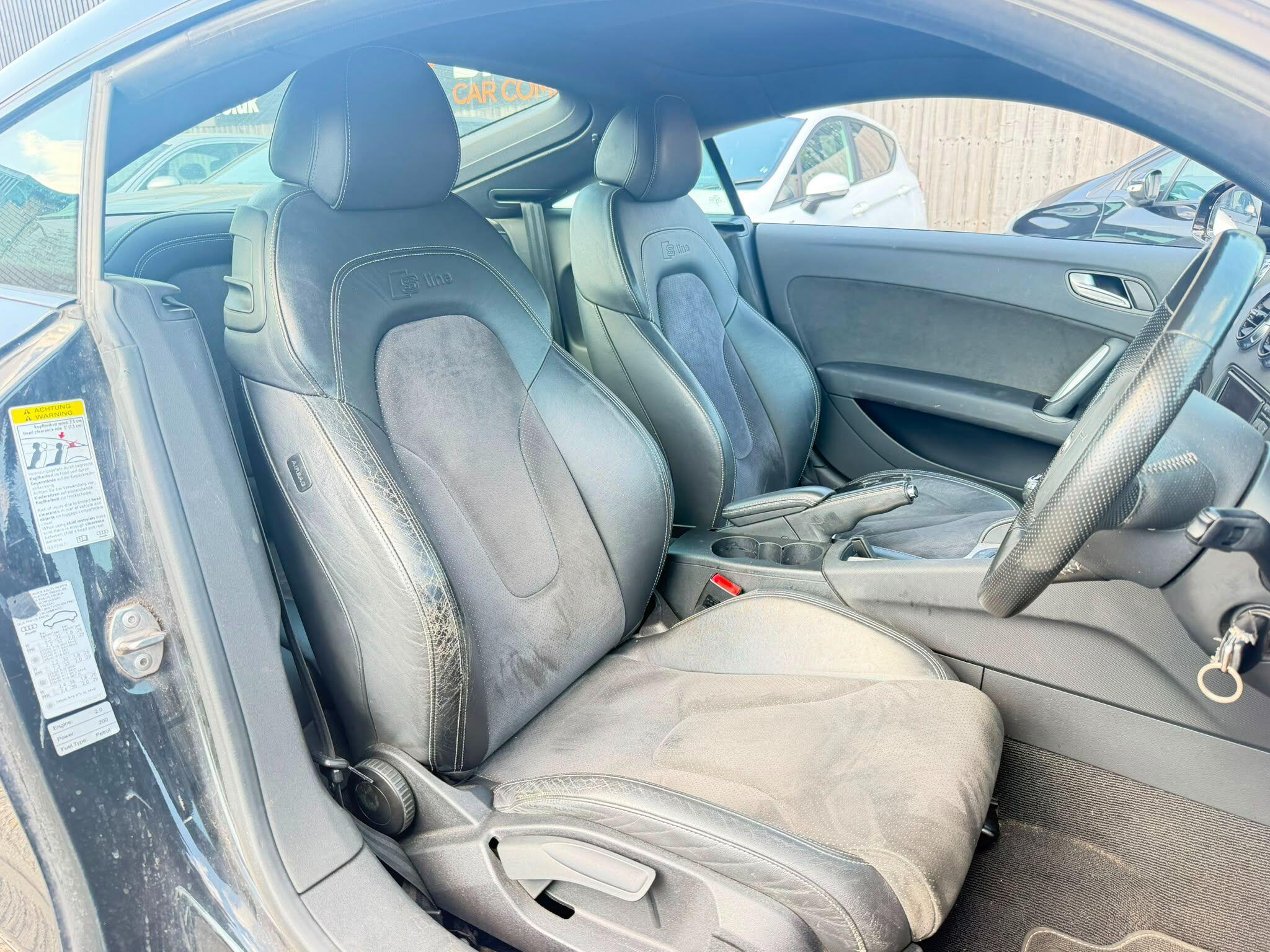 Audi TT view 10