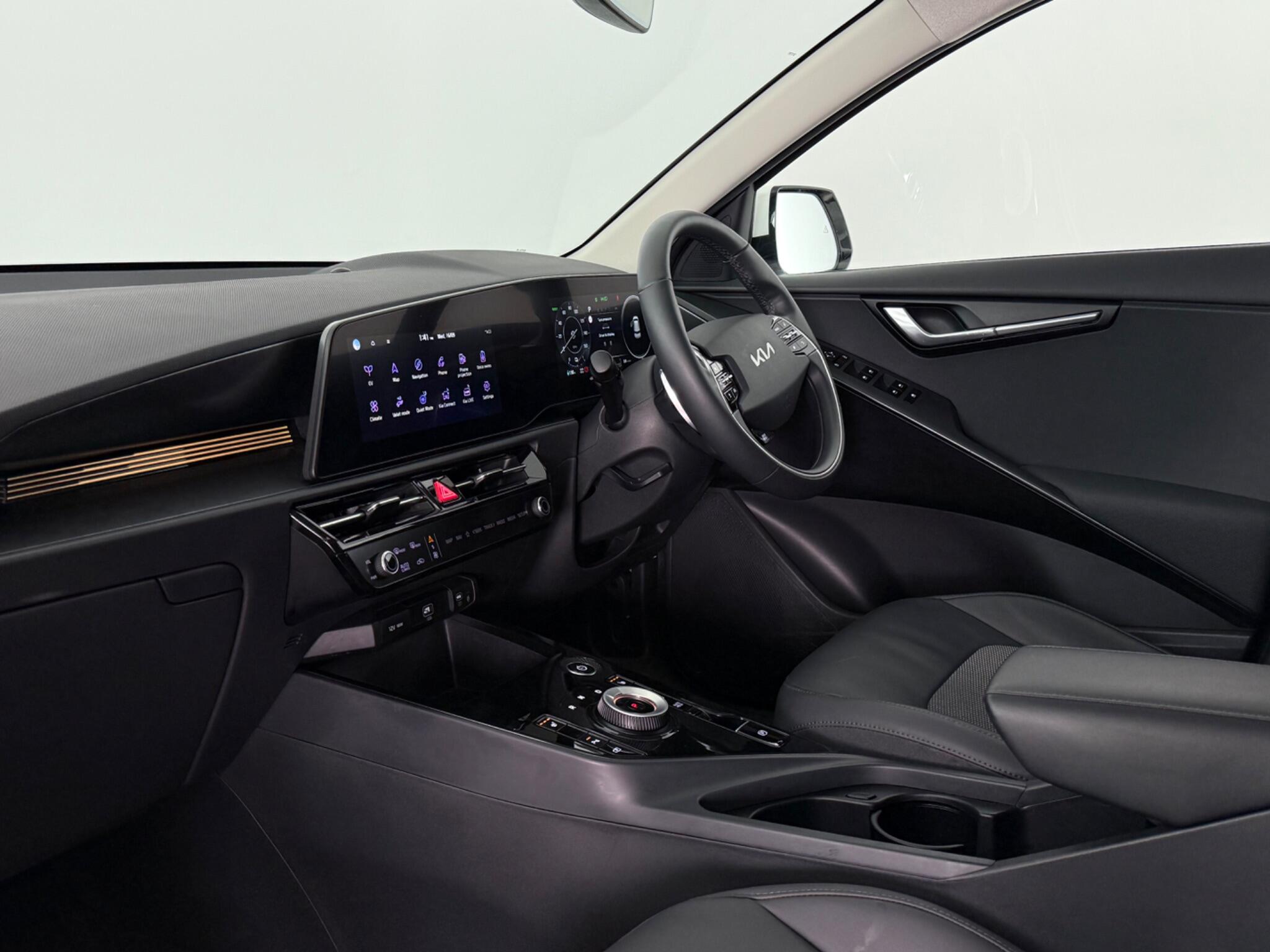 Kia Niro view 10