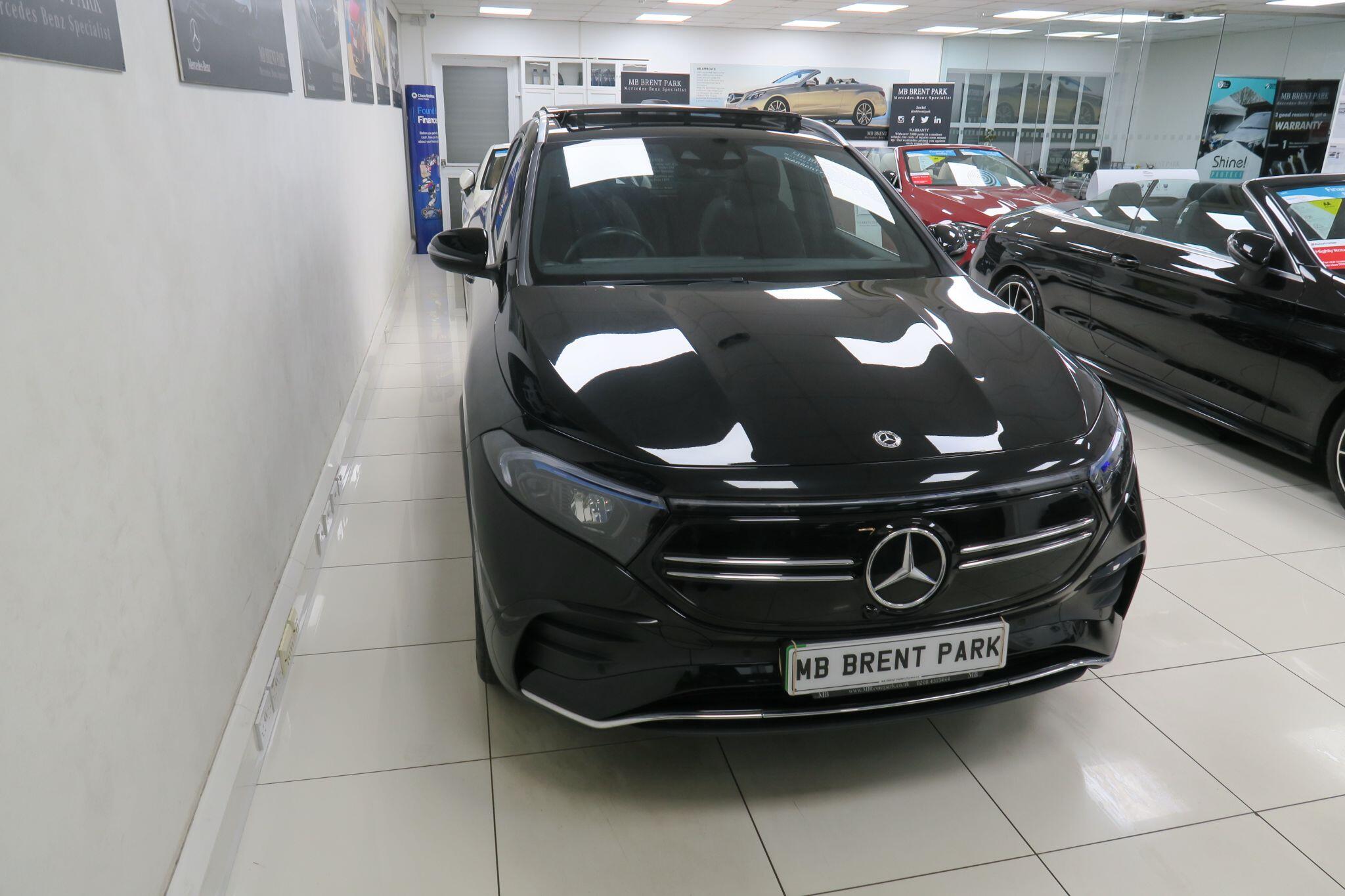 Mercedes-Benz 250 view 4