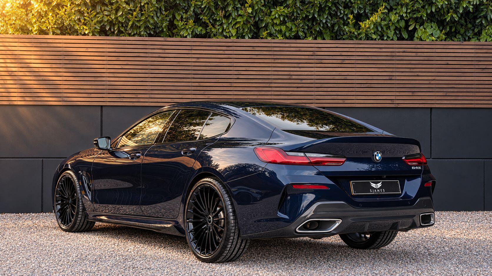 BMW 8 Series view 8