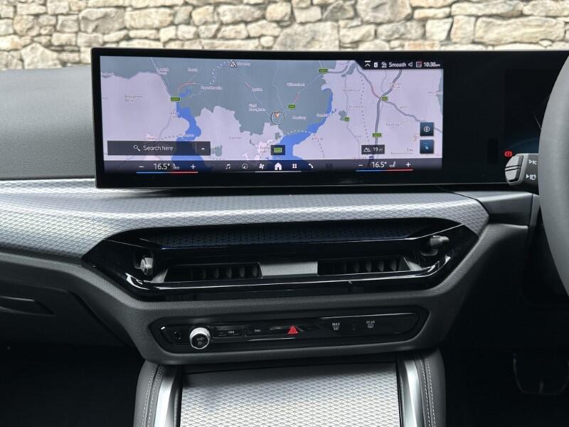 BMW i4 view 9