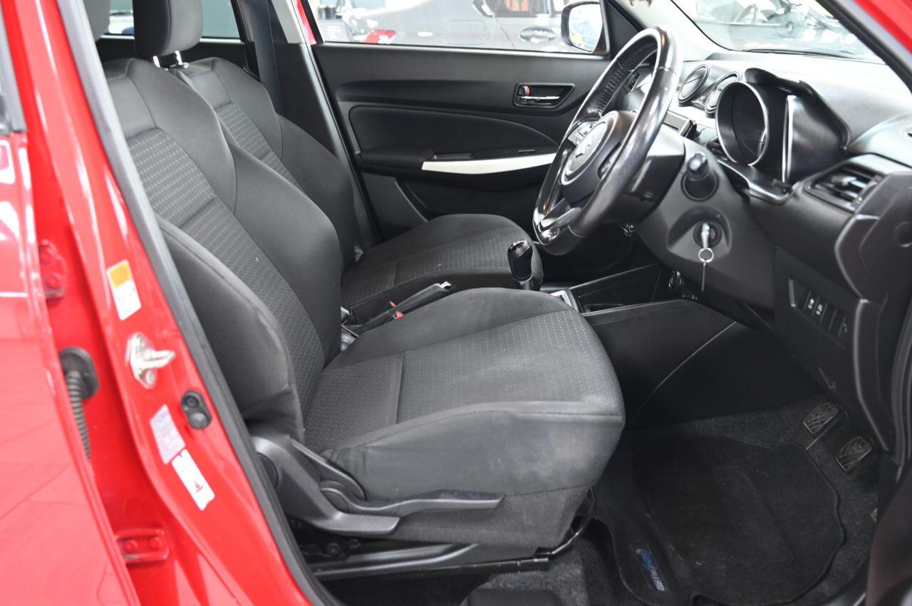Suzuki Swift view 18