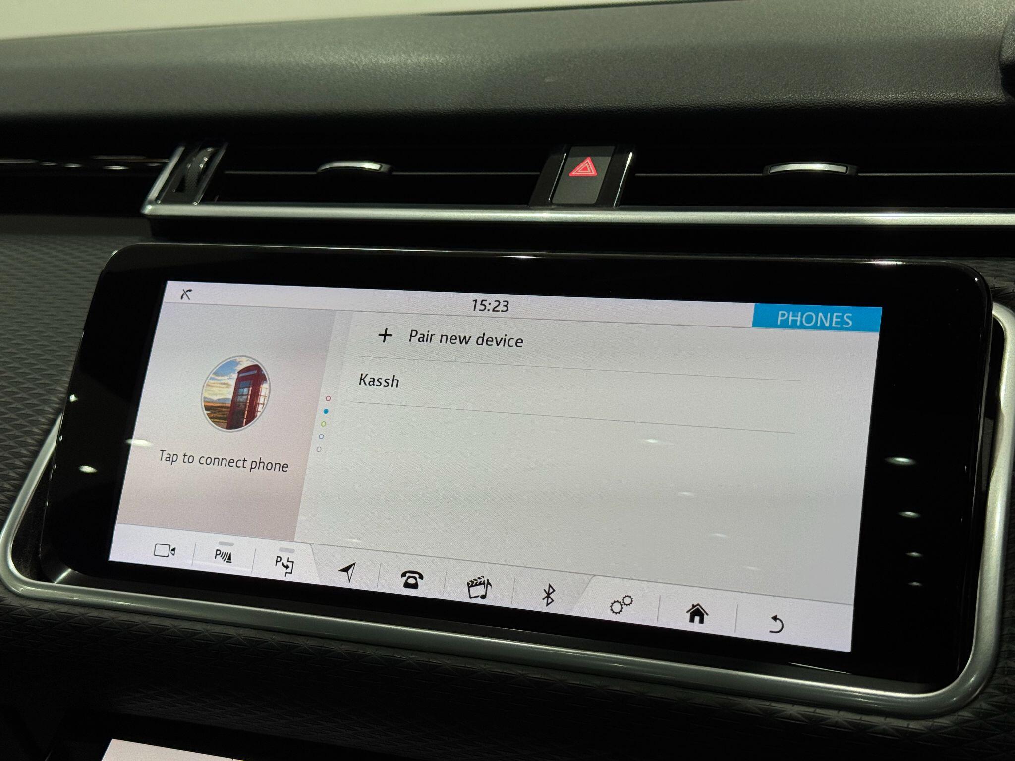 Land Rover Range Rover Velar view 30