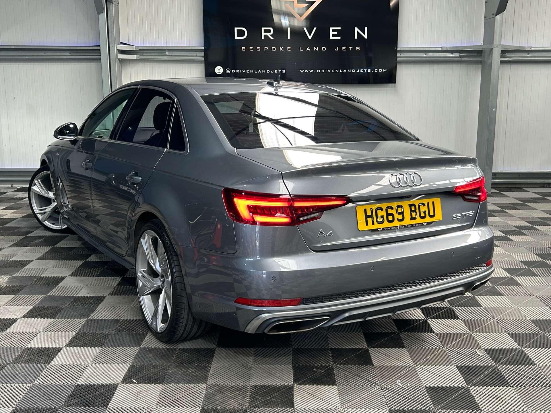 Audi A4 view 13