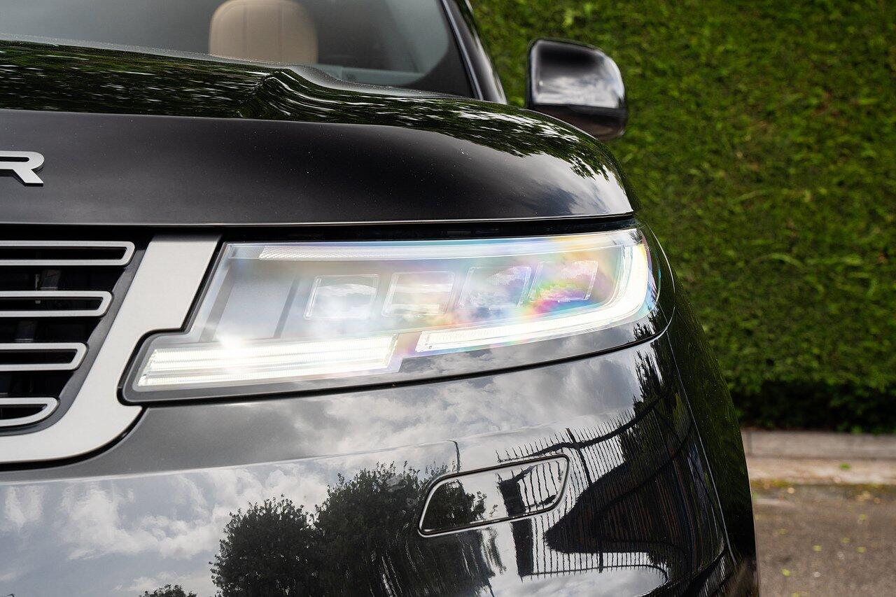 Land Rover Range Rover Sport view 24