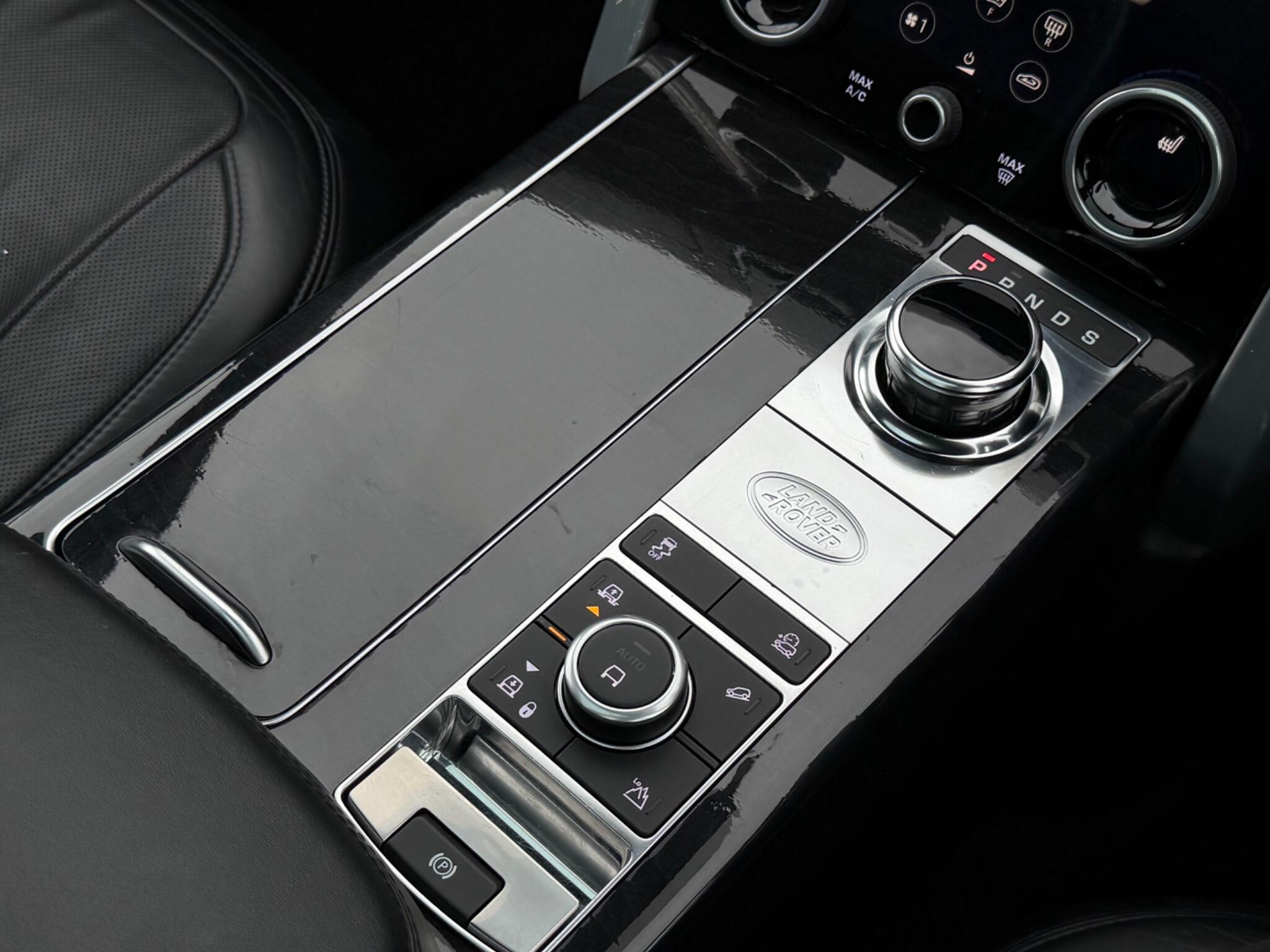 Land Rover Range Rover view 42