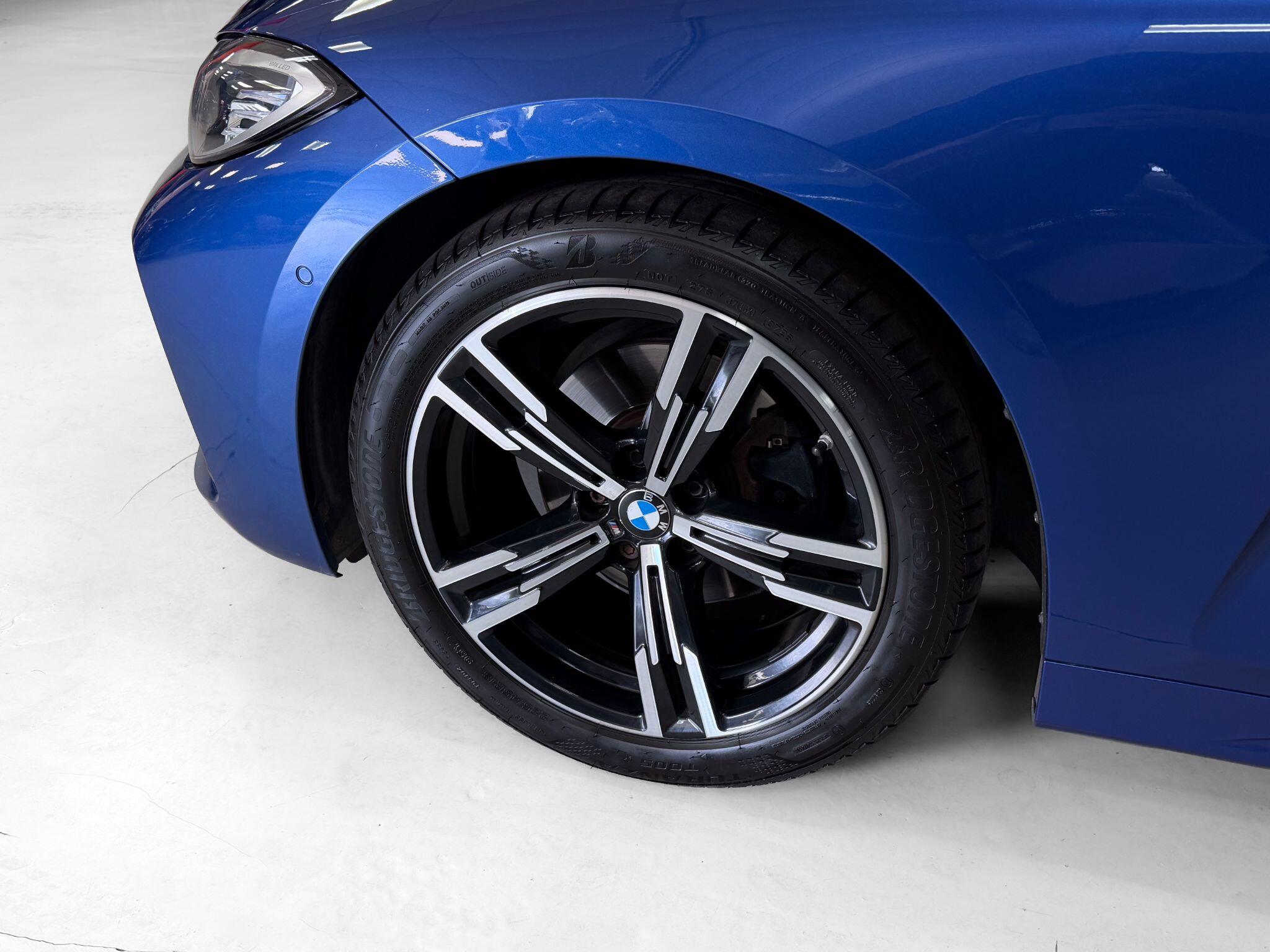 BMW 4 Series view 37