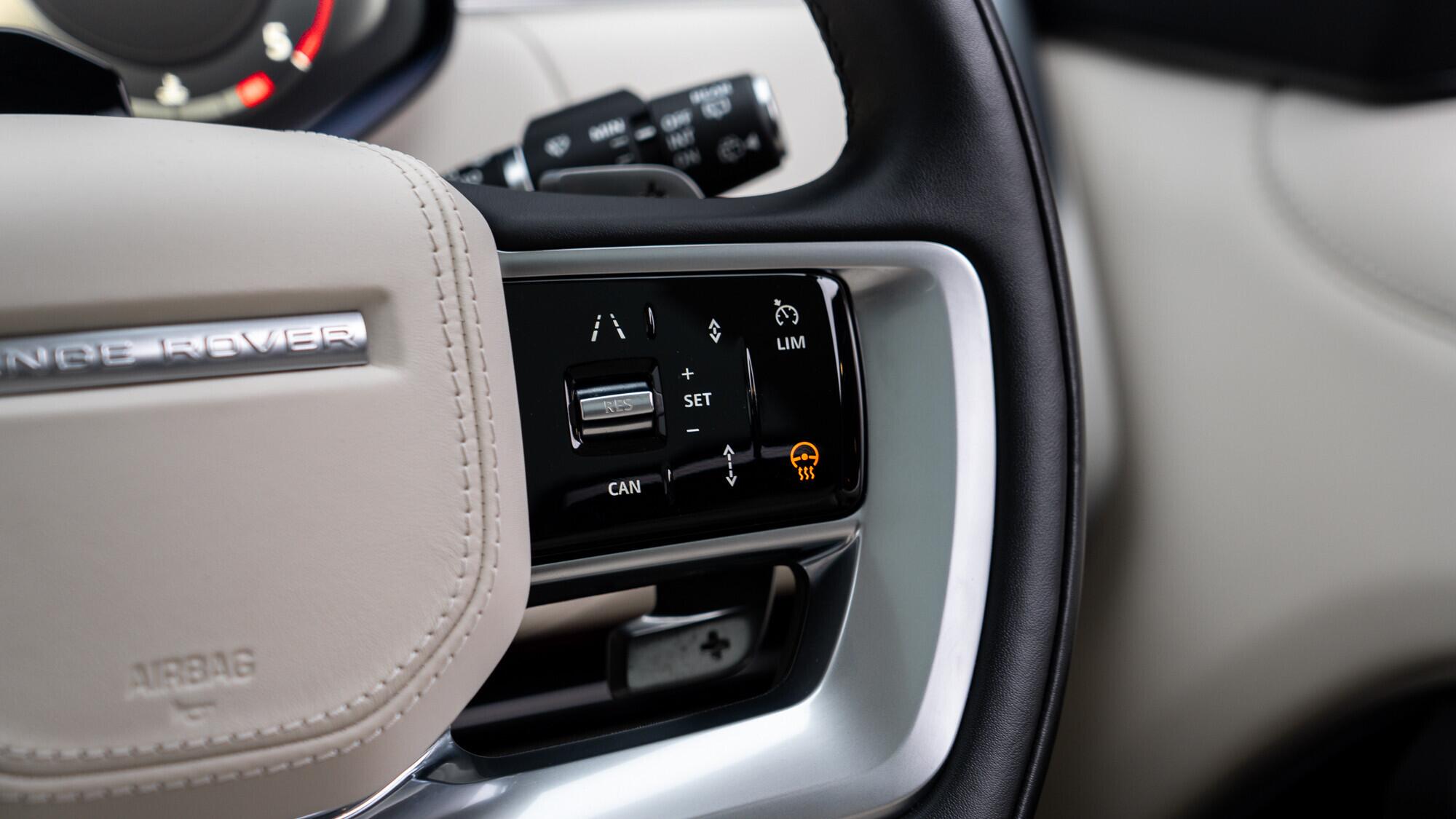 Land Rover Range Rover view 23
