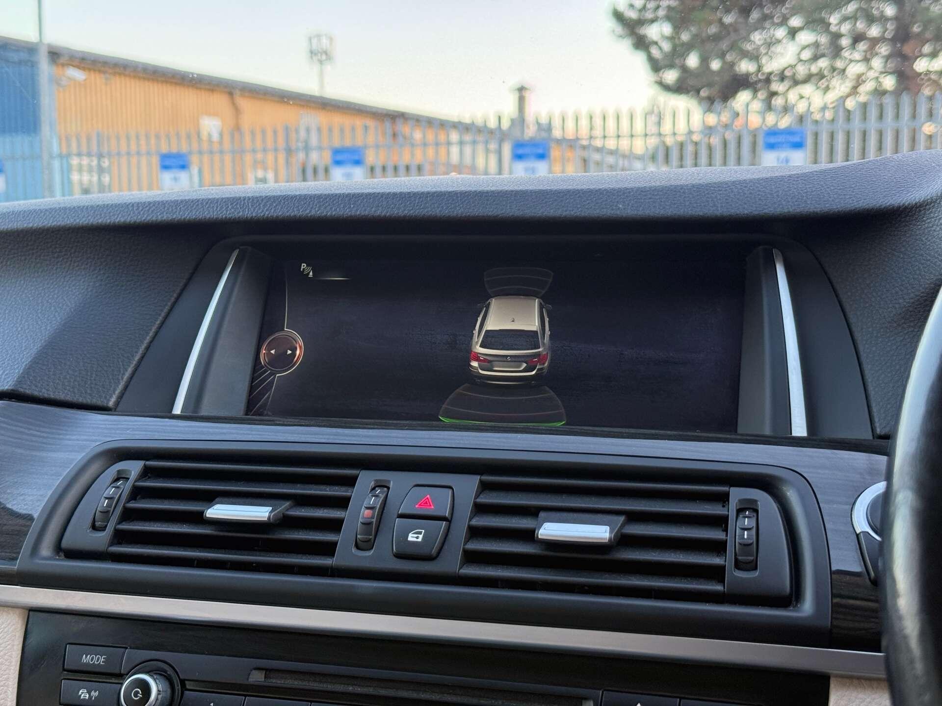 BMW 5 Series view 75