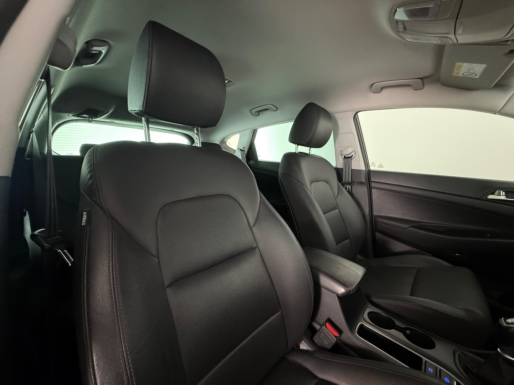 Hyundai Tucson view 27
