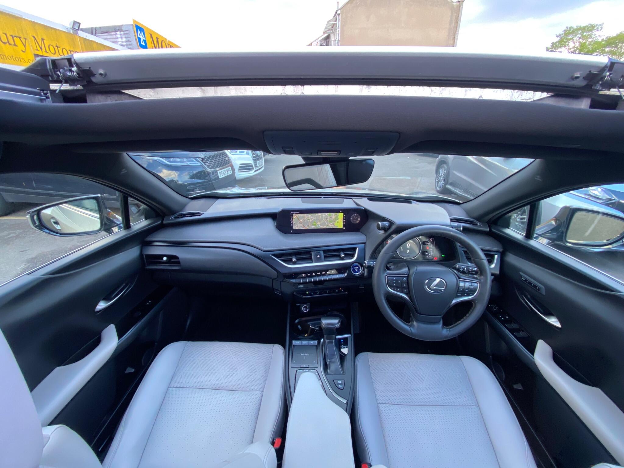 Lexus Ux view 2
