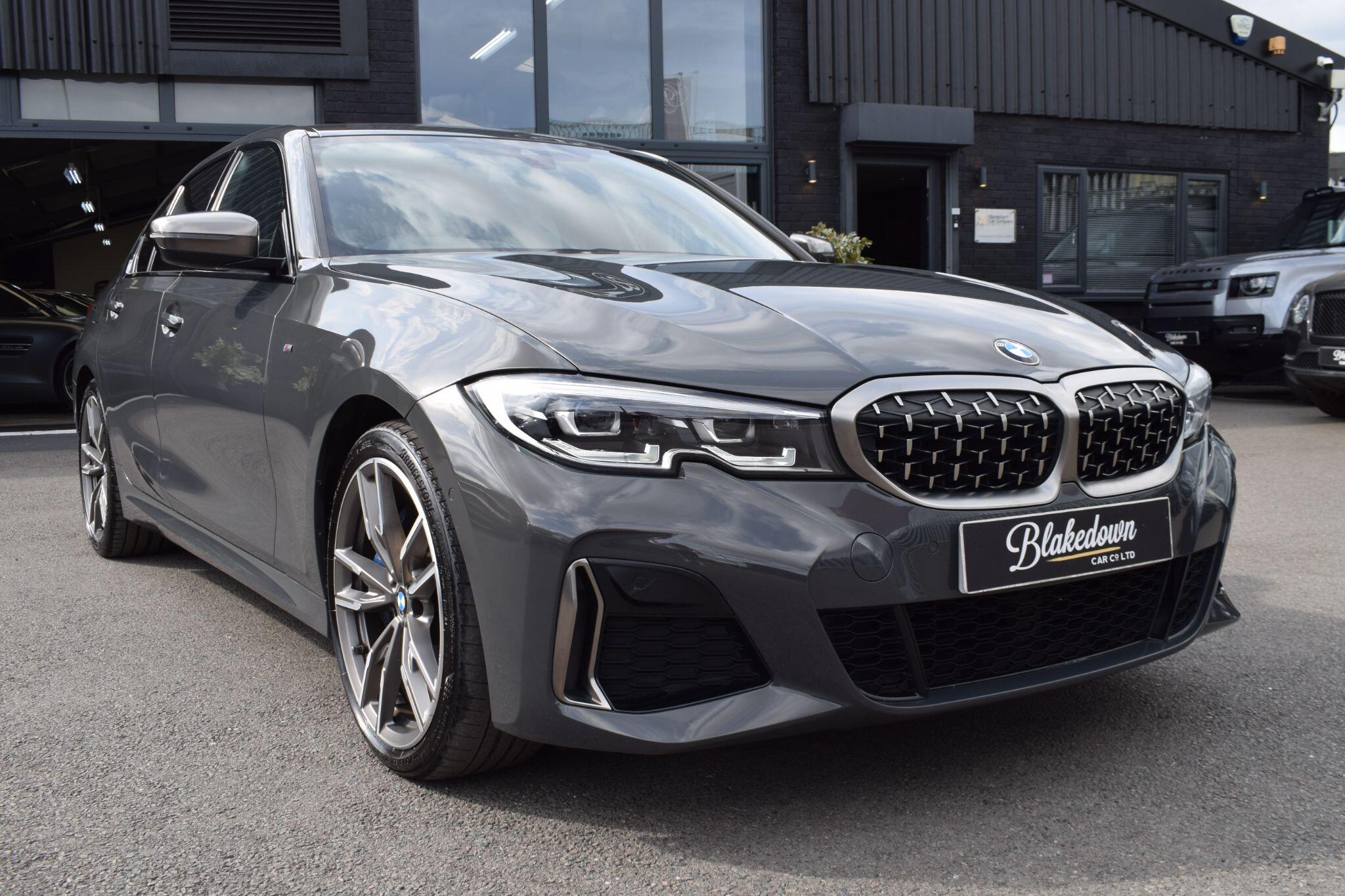 BMW 3 Series view 33